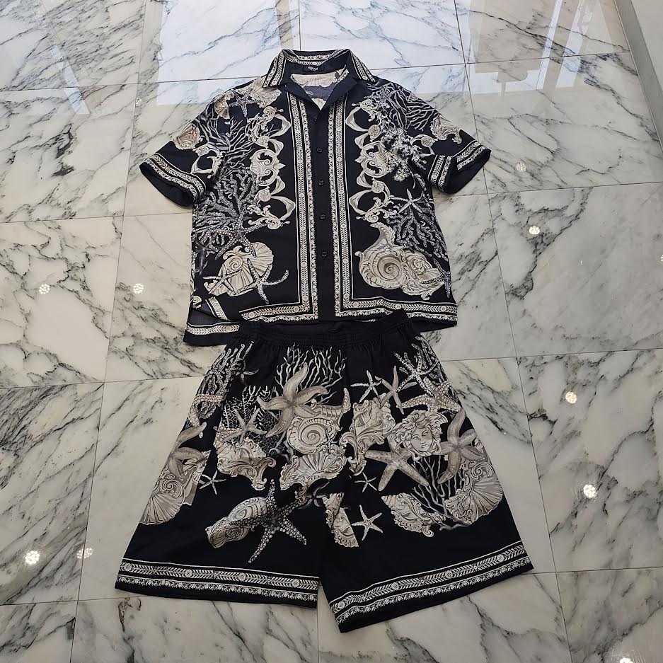 VERSACE 2024SS Baroque Printed Silk Set Up Shirt & Shorts 1003926/1A11093 1002476/1A11093 Size 46 ヴェルサーチェ バロック プリント シルク シャツ&ショーツ サイズ46