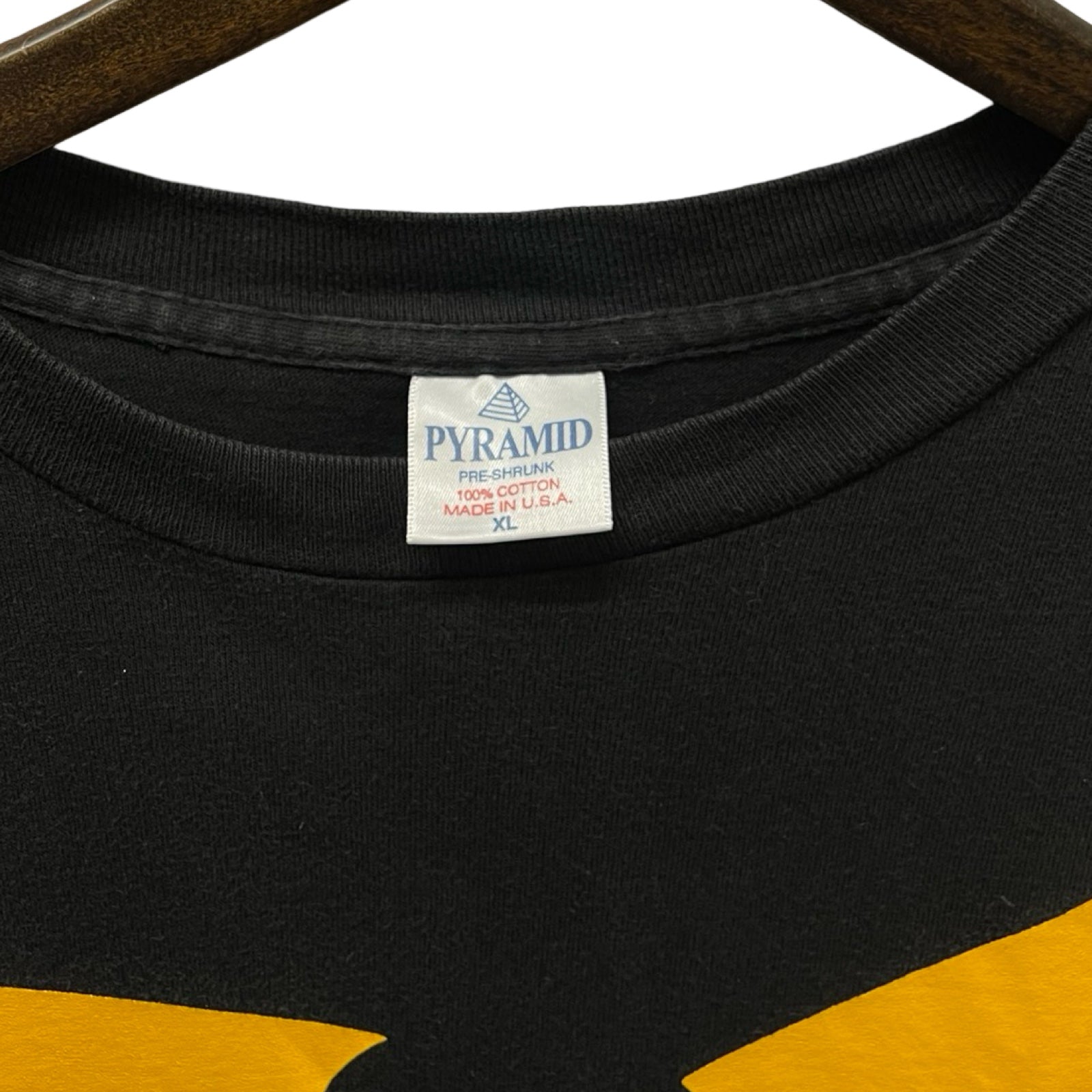 Vintage 00's Wu-Tang Clan "AIN'T NUTTIN TO FUCK WIT!" S/S Tee Size XL