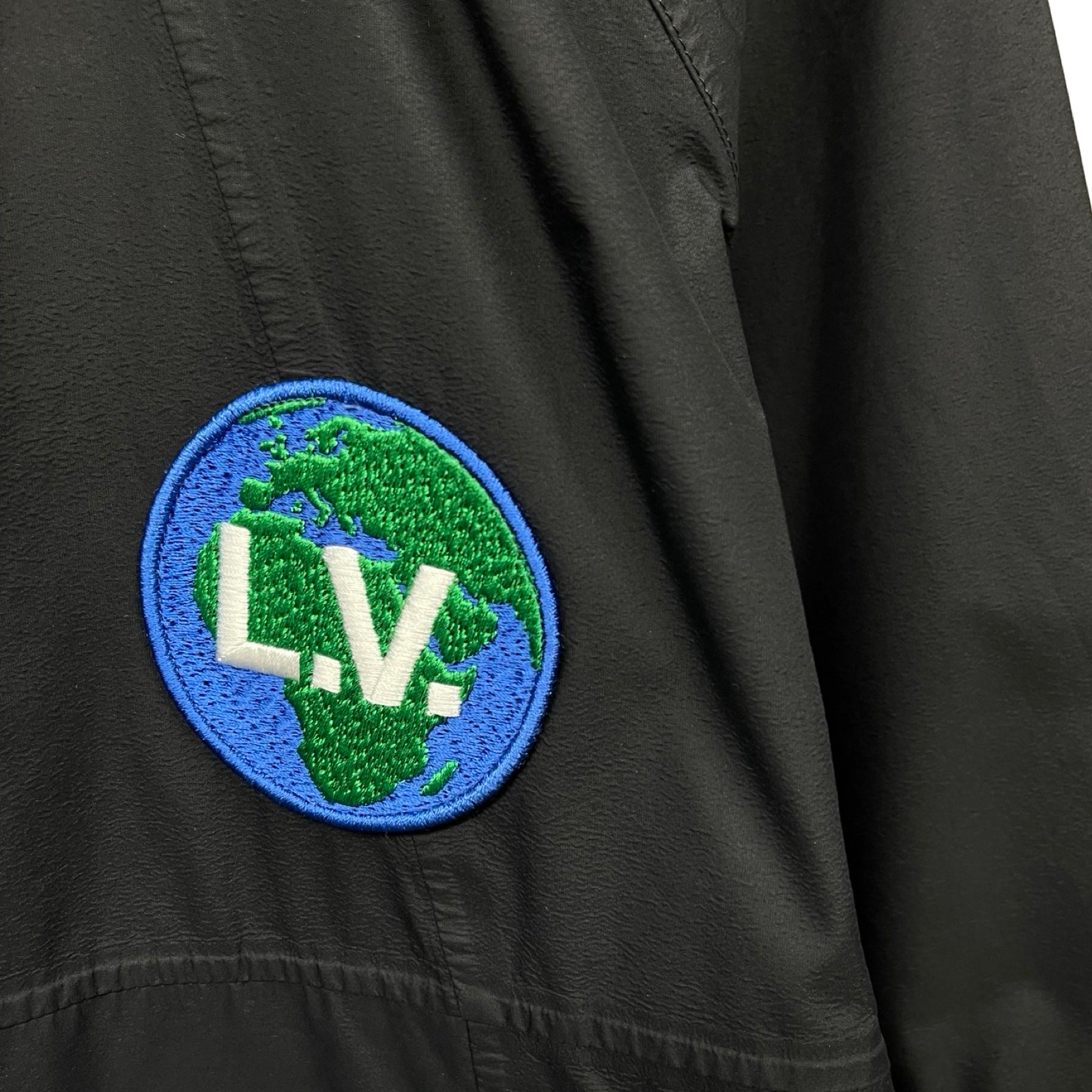 LOUIS VUITTON 2023SS Earth LV Logo Patch Pullover Nylon Shirt Size 50