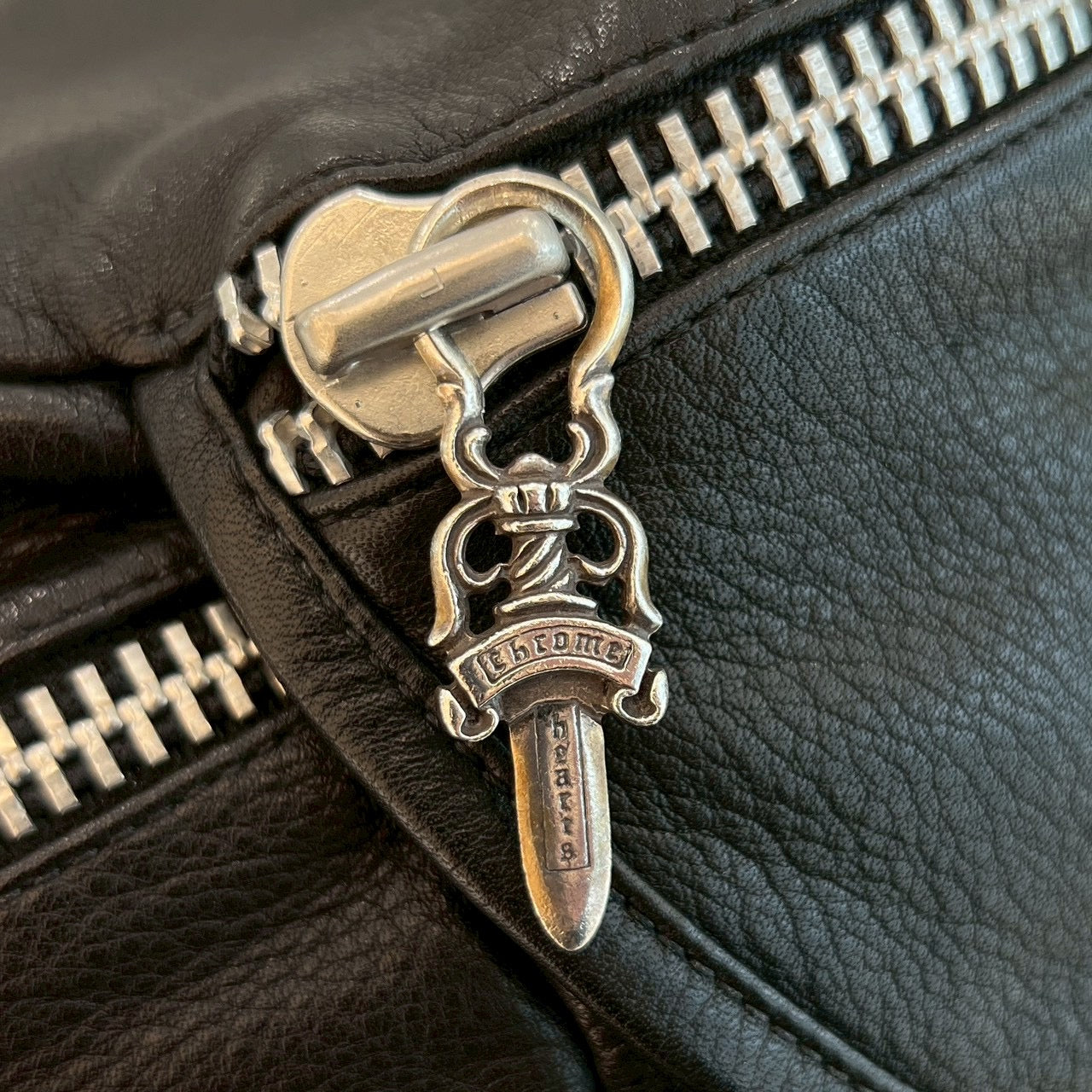 CHROME HEARTS 1 SNAT PACK MEDIUM LEATHER WAIST BAG Size XL クロムハーツ 1スナットパック ミディアムレザー ウェストバッグ サイズXL