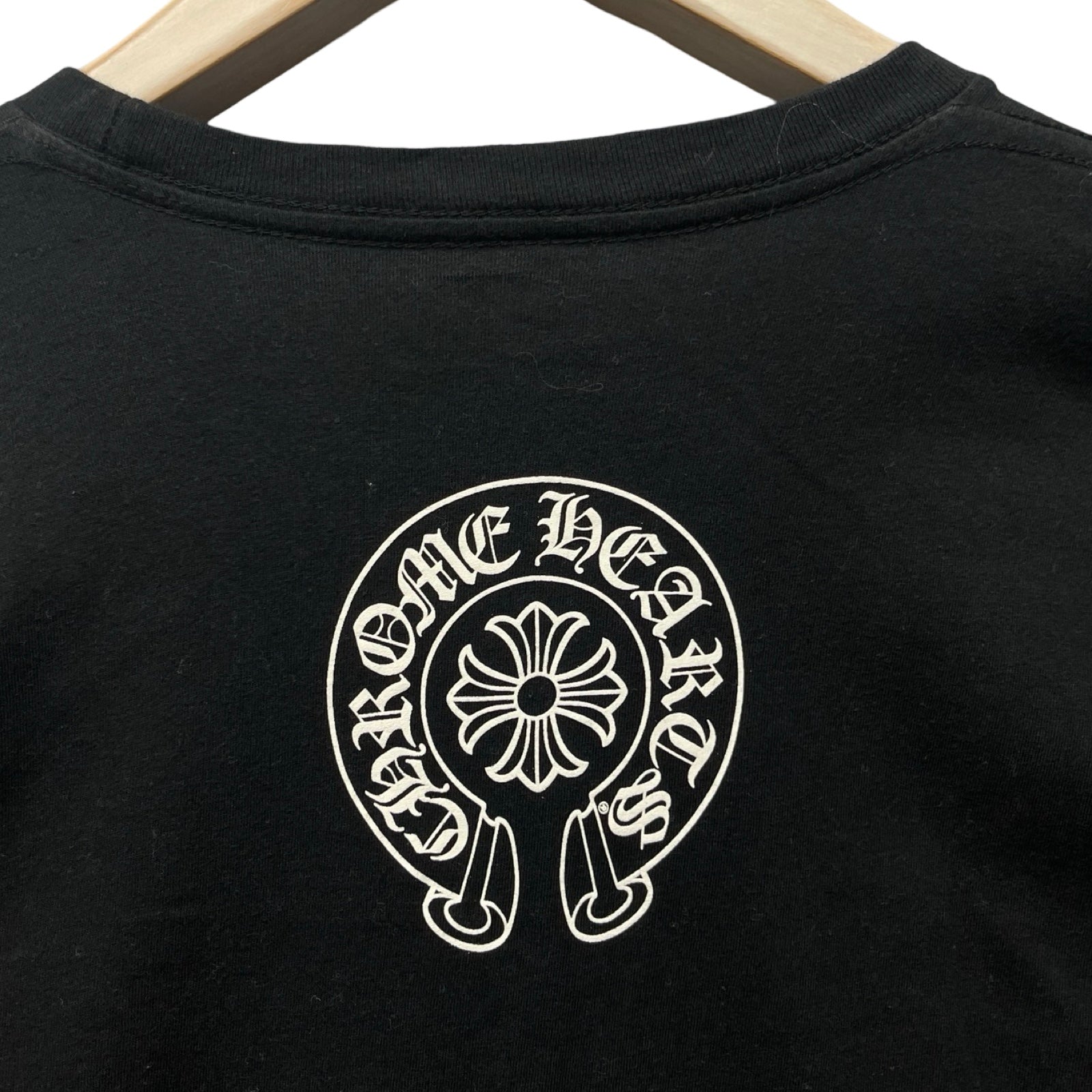 CHROME HEARTS Vertical Logo Horseshoe Tee Size M