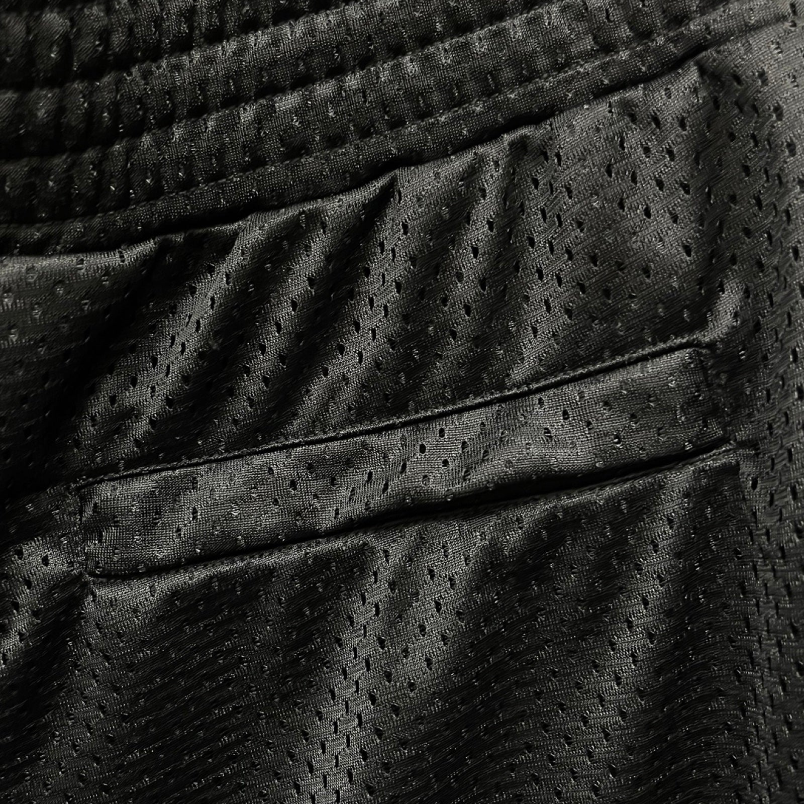 GIVENCHY 2023SS Bermuda Mesh Shorts BM515J3YEM Size M