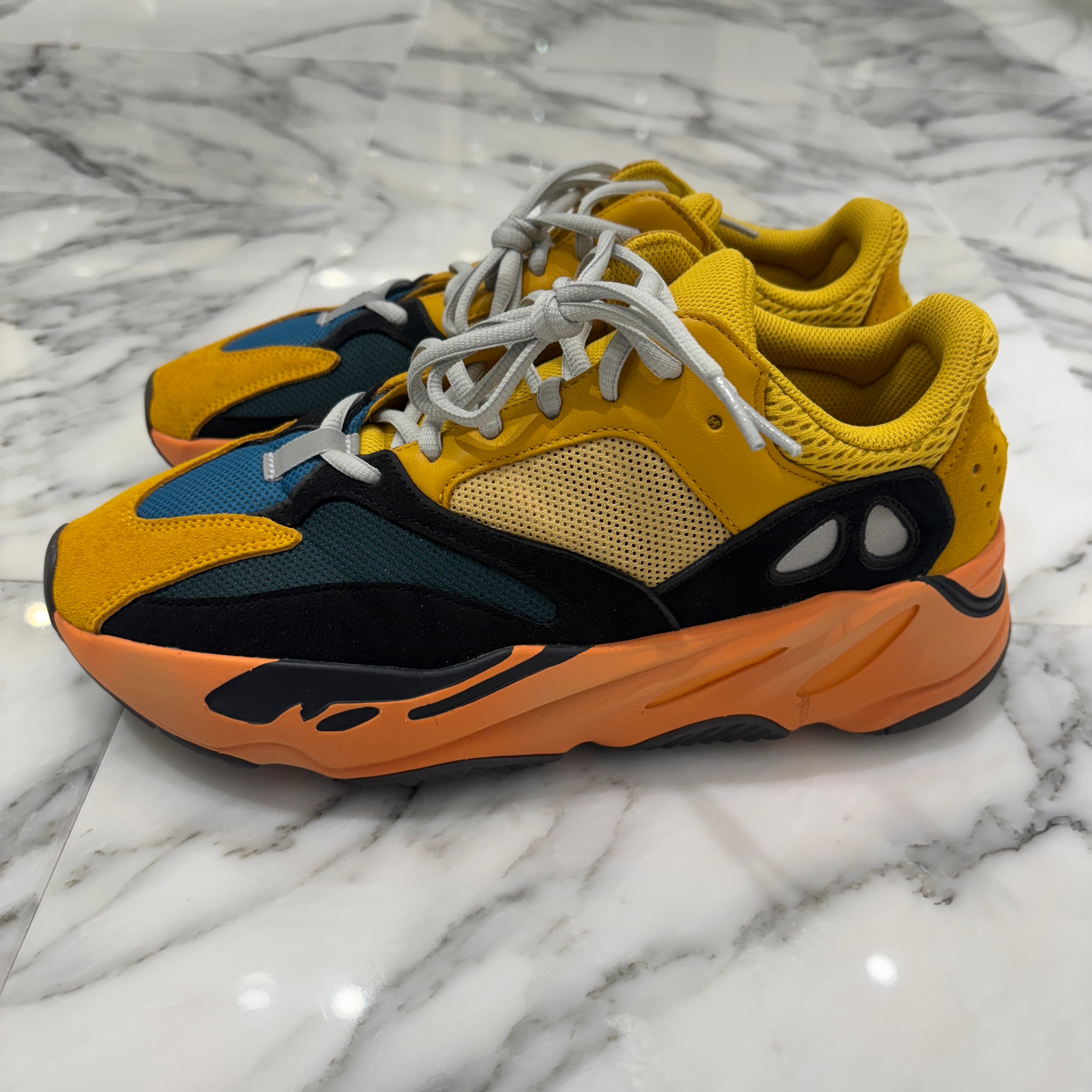 adidas × Kanye West 2023AW YEEZY BOOST 700 V3 'SUN' Sneaker G54850 Size US10(28cm) アディダス×カニエ・ウェスト イージーブーストV3 ’’サン’’ スニーカー サイズ US10(28cm)