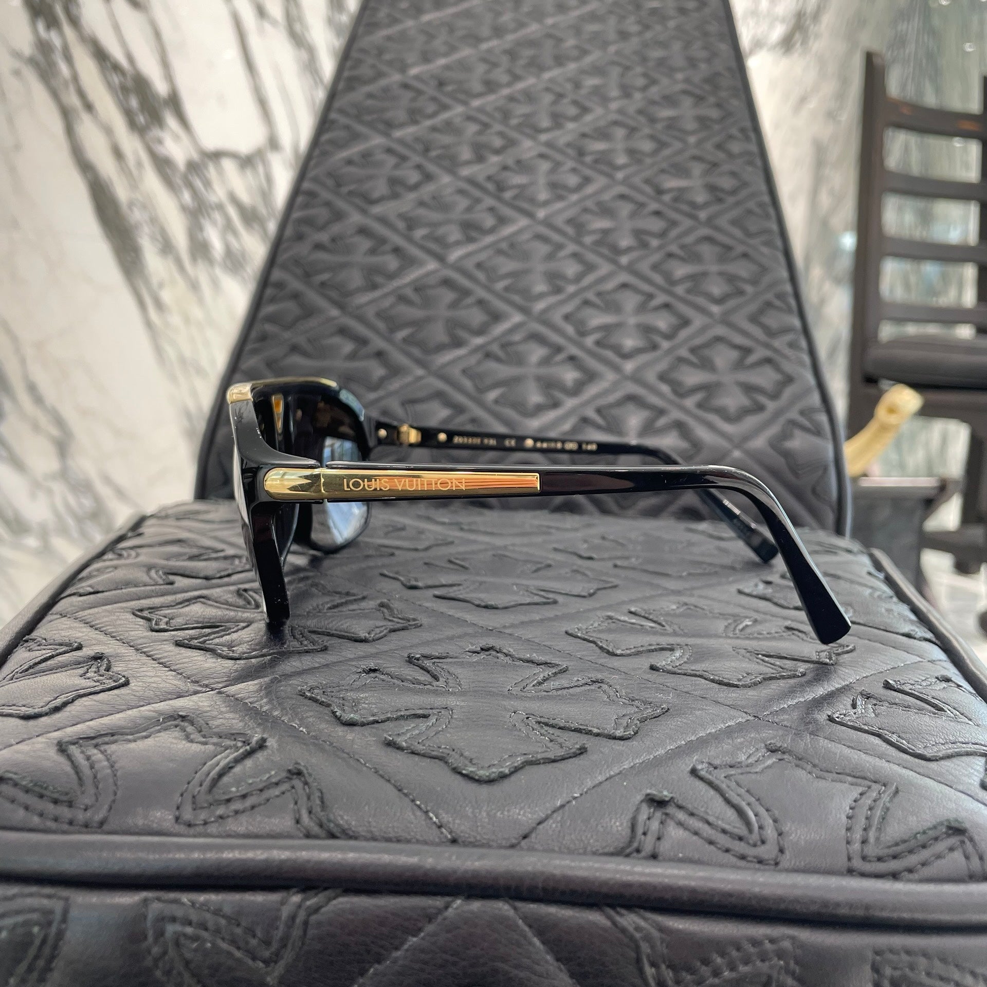 LOUIS VUITTON 2011AW EVIDENCE EYE SUNGLASSES Z0350E 93L Size 64□10 ルイヴィトン エヴィデンス アイ サングラス サイズ64□10