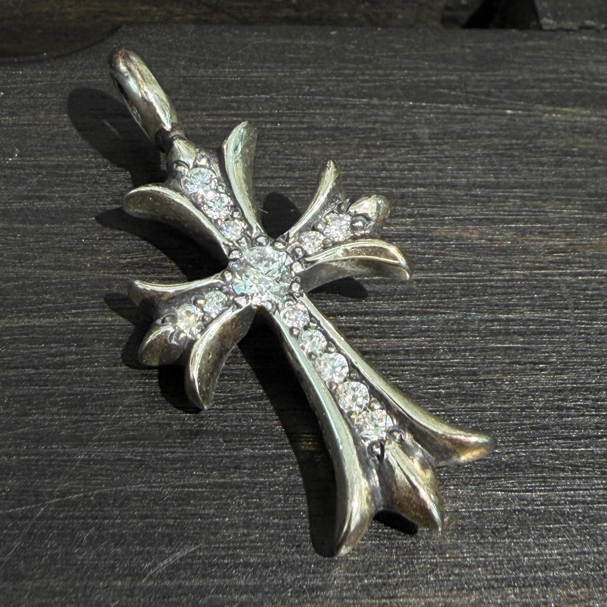CHROME HEARTS Tiny Fat Cross Pave Diamond Pendant Top クロムハーツ タイニーファットクロス パヴェダイヤモンド ペンダントトップ