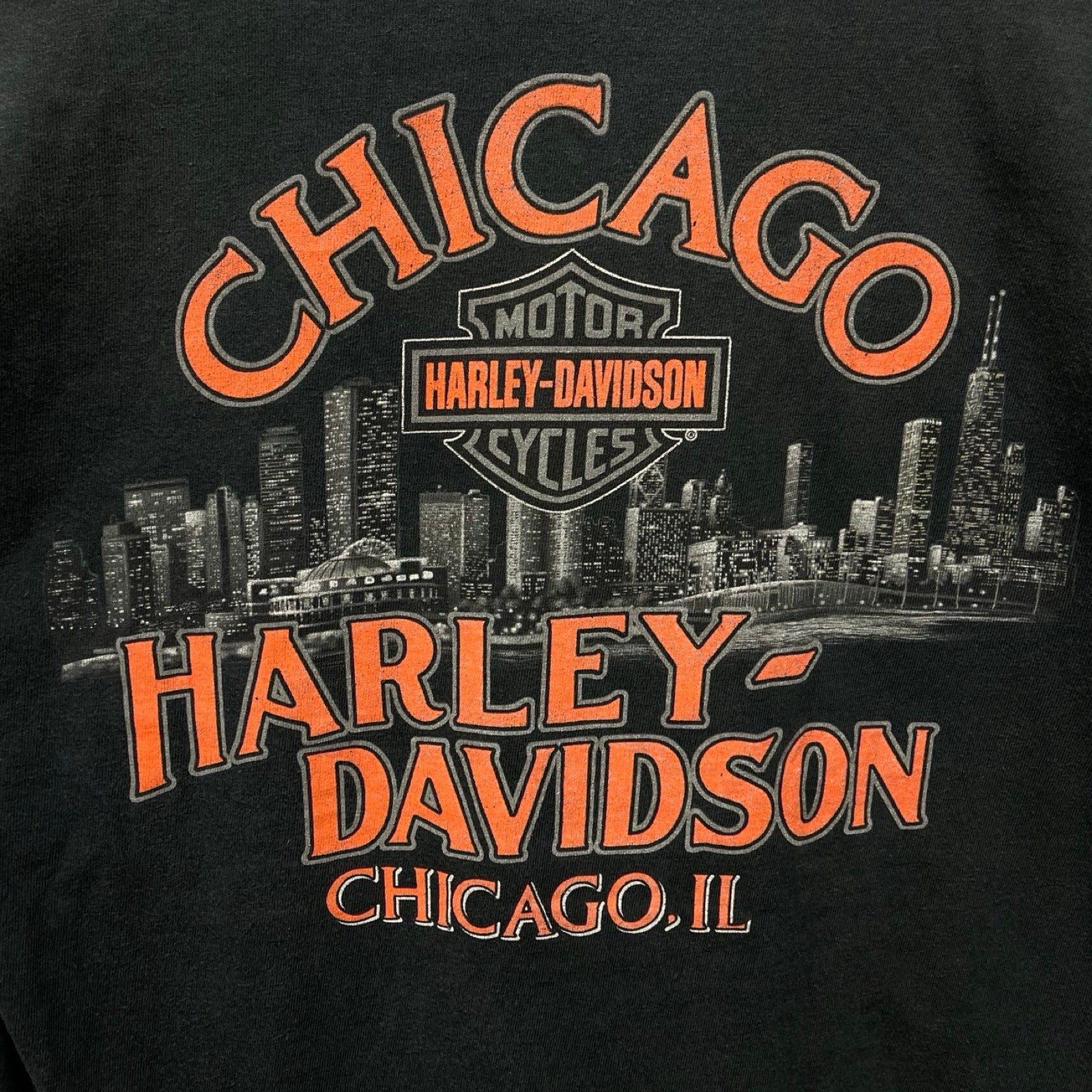 Vintage 00’s Harley-Davidson "CHICAGO" City Lights 2002 L/S Tee Size M