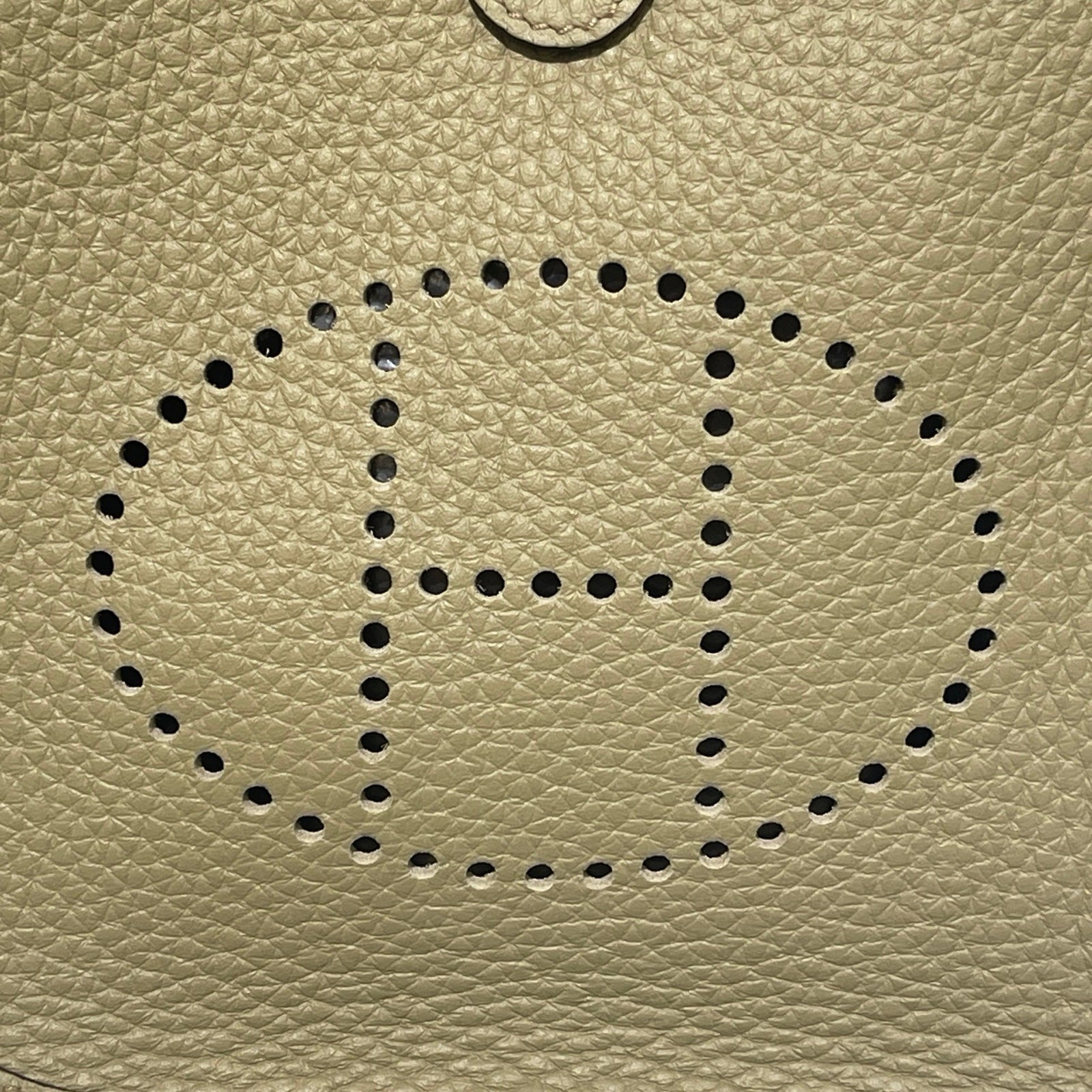 HERMES Evelyne TPM ETOUPE Shoulder Bag W刻印（2024）エルメス エブリン TPM エトゥープ レザーショルダーバッグ