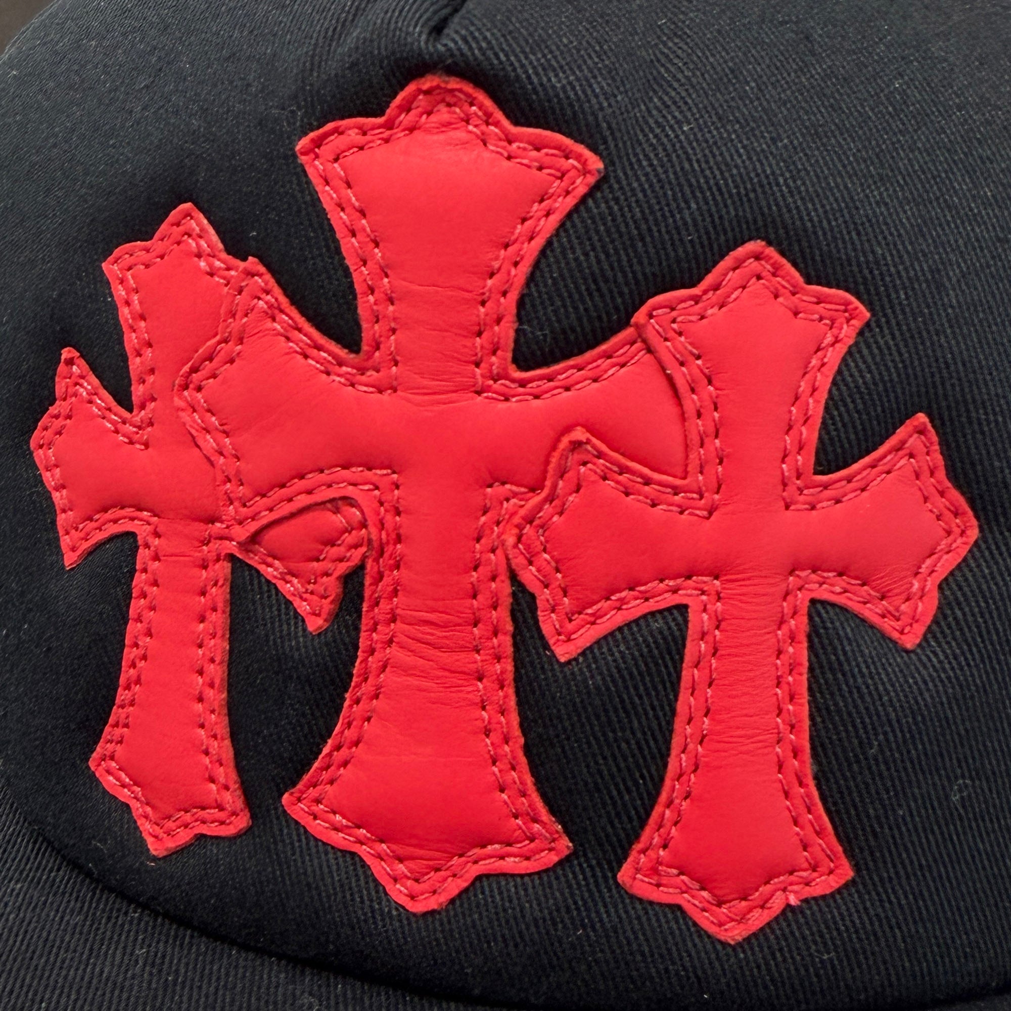 CHROME HEARTS Triple Cross Patch Trucker Cap ONE SIZE (51-61) クロムハーツ トリプルクロスパッチ トラッカーキャップ ONE SIZE (51-61)