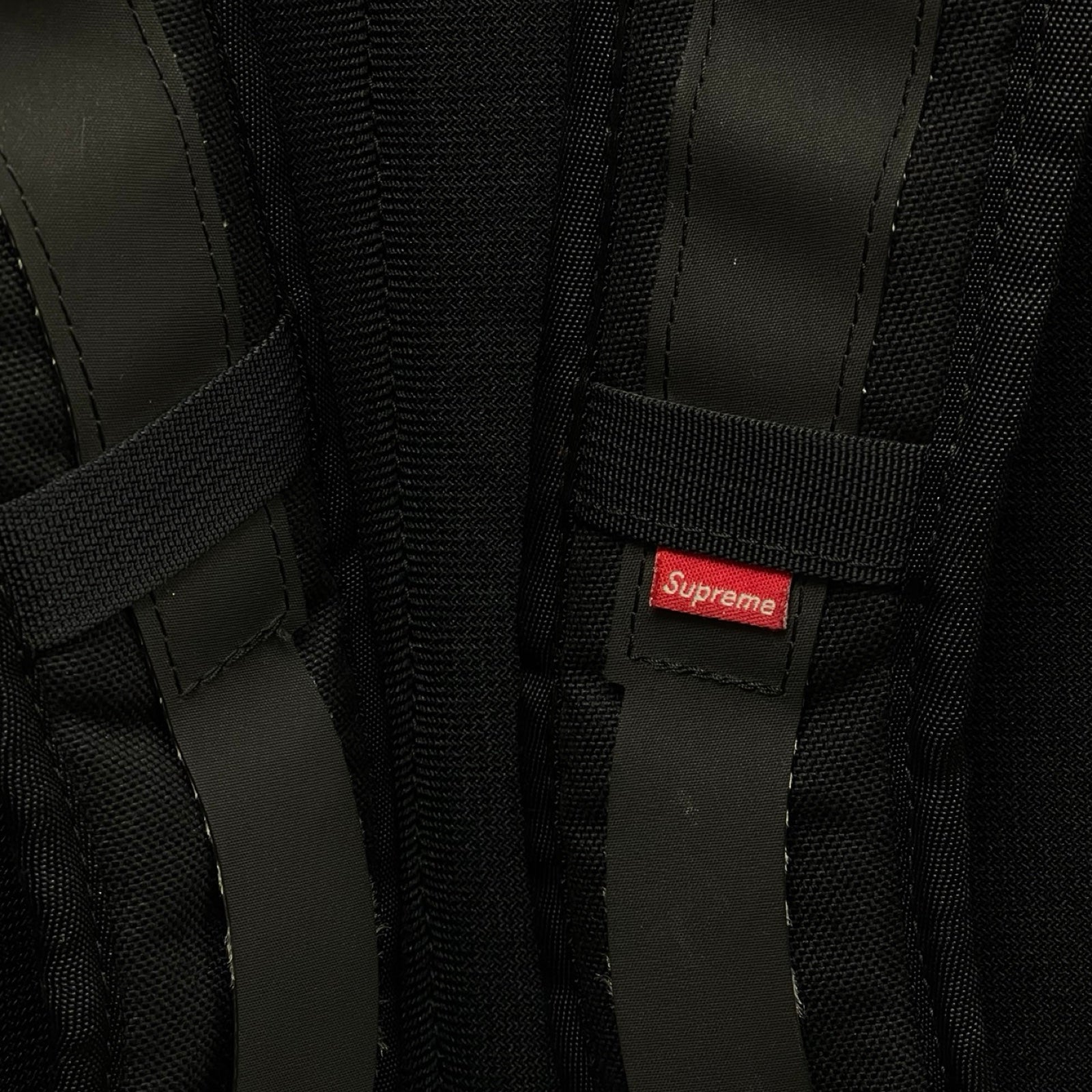 Supreme 2004AW 40 Thieves XBP Back Pack