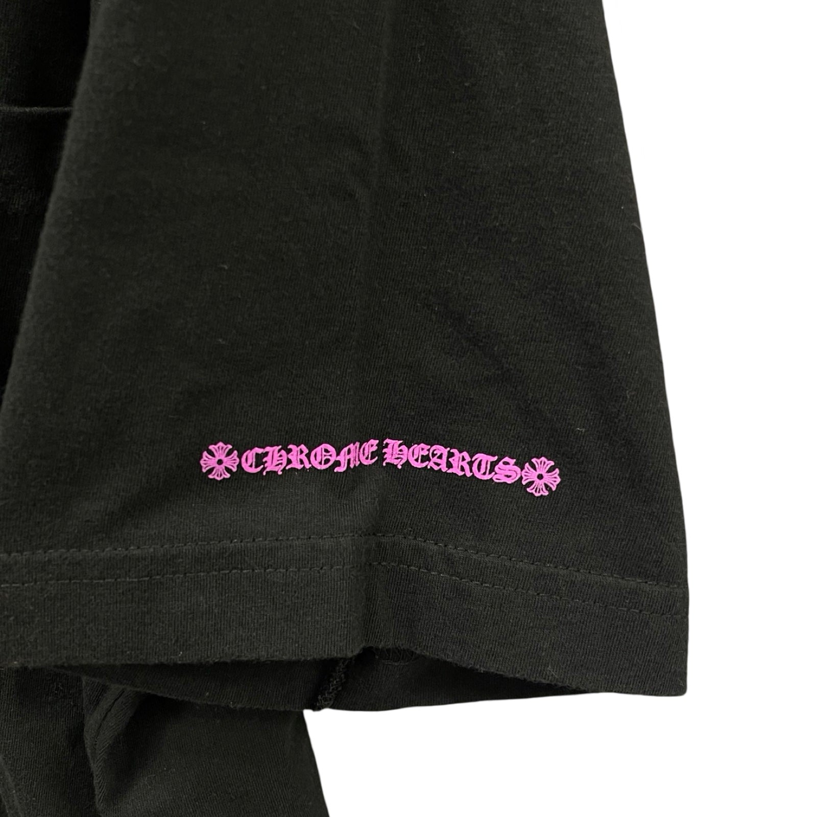 CHROME HEARTS Old English Purple Neck Logo Tee Size L