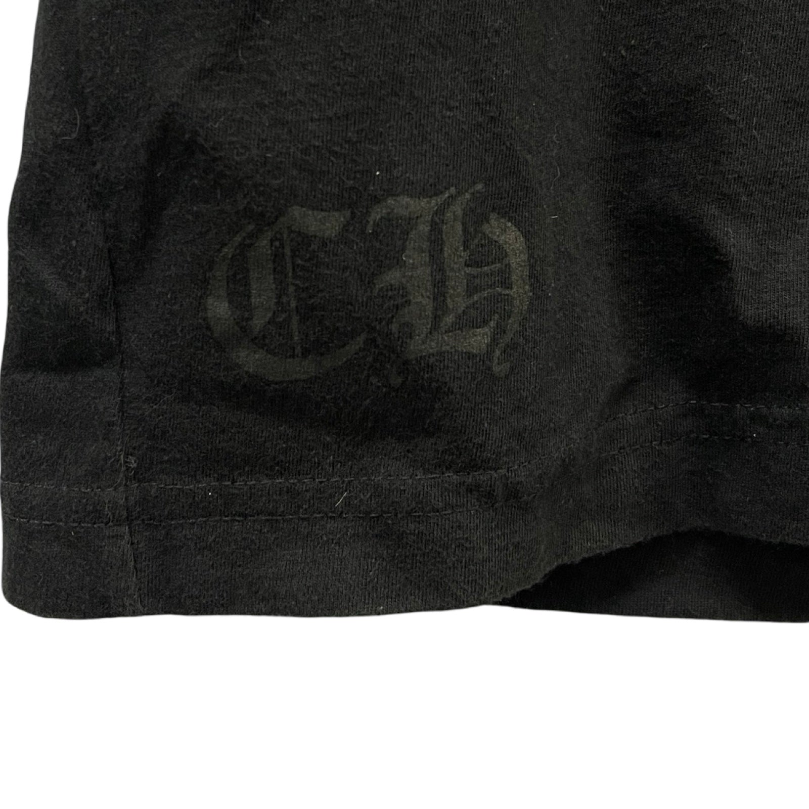 CHROME HEARTS Old English Purple Neck Logo Tee Size L