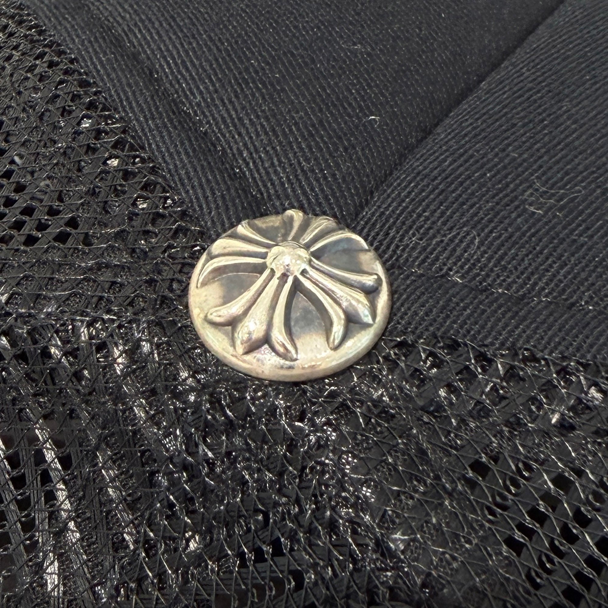 CHROME HEARTS Triple Cross Patch Trucker Cap ONE SIZE (51-61) クロムハーツ トリプルクロスパッチ トラッカーキャップ ONE SIZE (51-61)