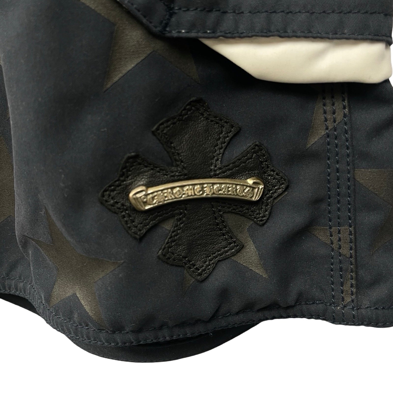 CHROME HEARTS Cross Patch Star Surf Short Pants Size 32