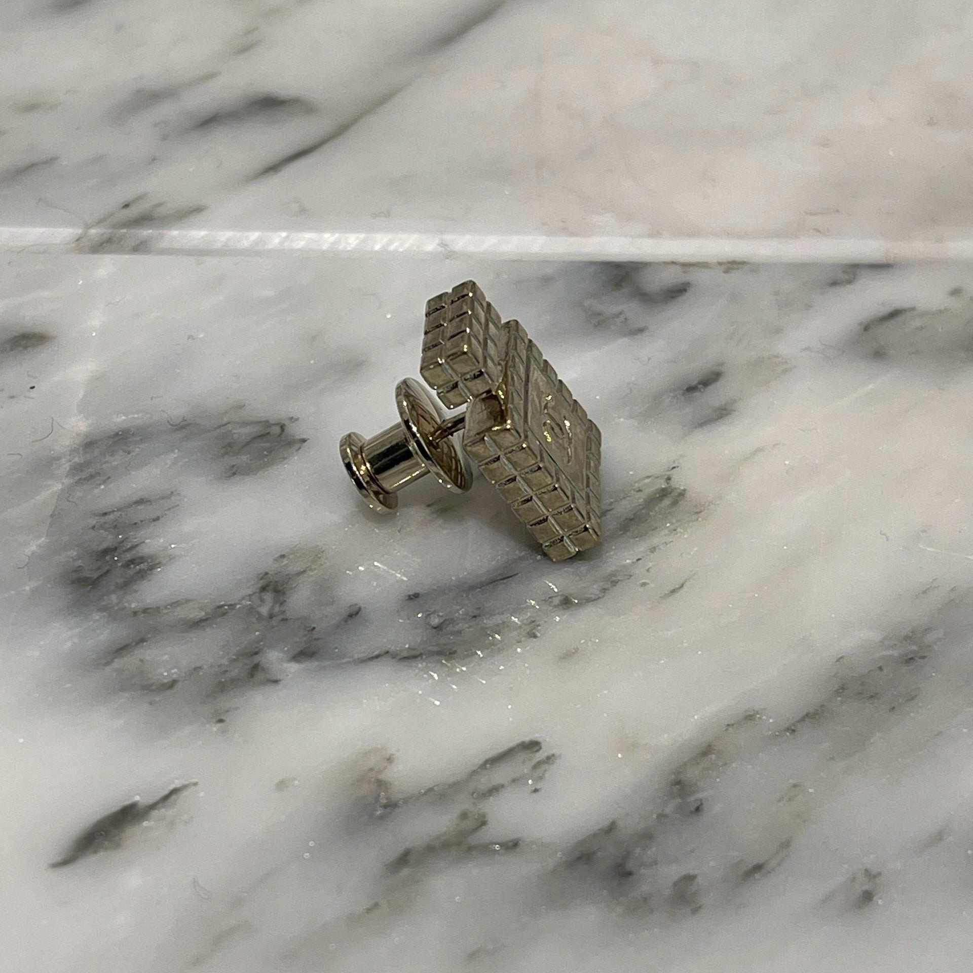 CHANEL 2021AW Perfume Bottle Motif Pin Brooch シャネル 香水ボトルモチーフ ピンブローチ