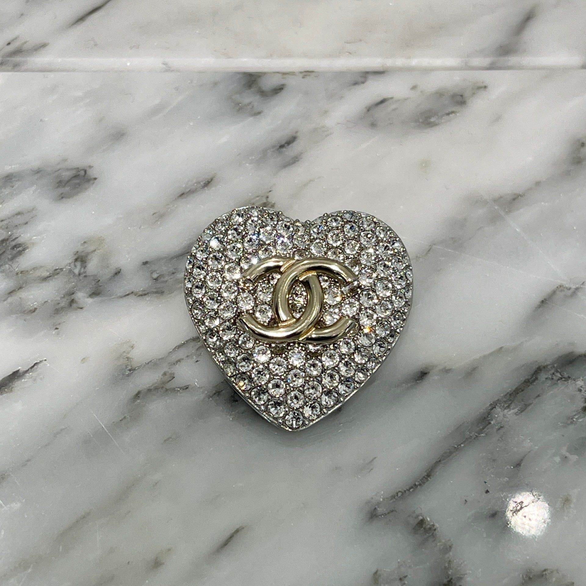 CHANEL 2020SS Coco Mark Heart Motif Pin Brooch シャネル ココマーク ハートモチーフ ピンブローチ