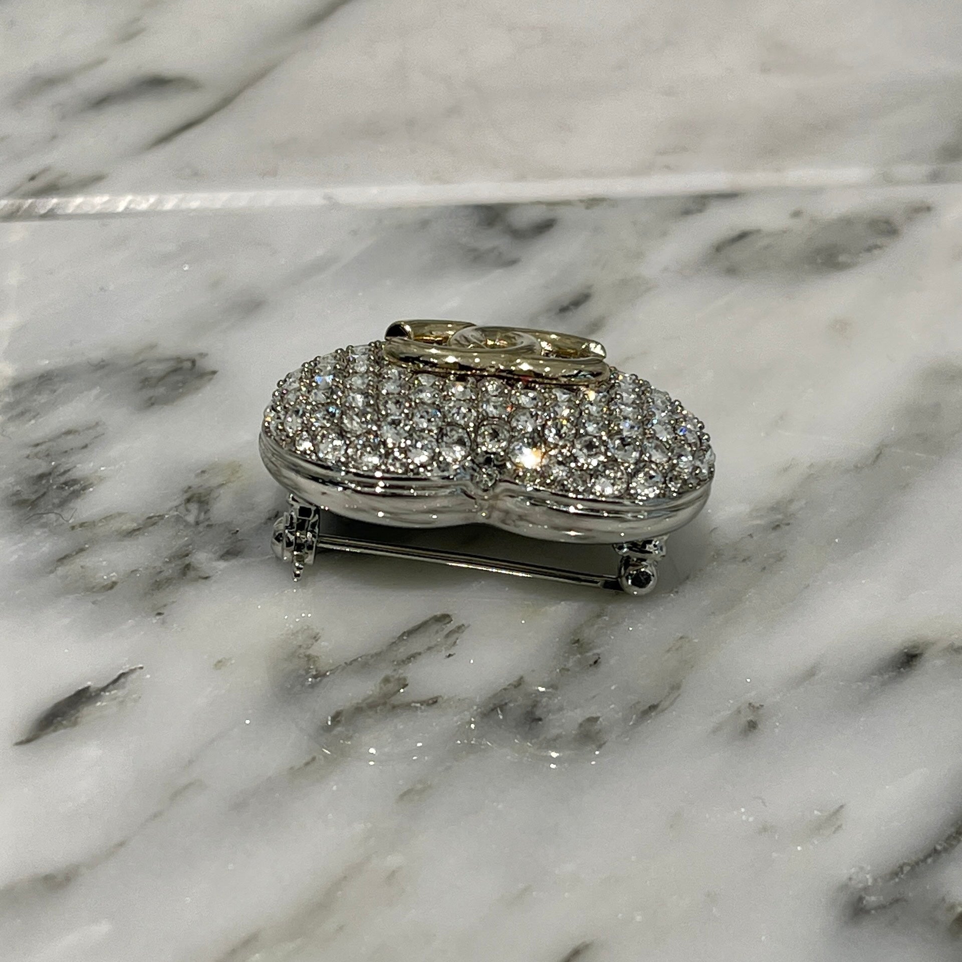 CHANEL 2020SS Coco Mark Heart Motif Pin Brooch シャネル ココマーク ハートモチーフ ピンブローチ