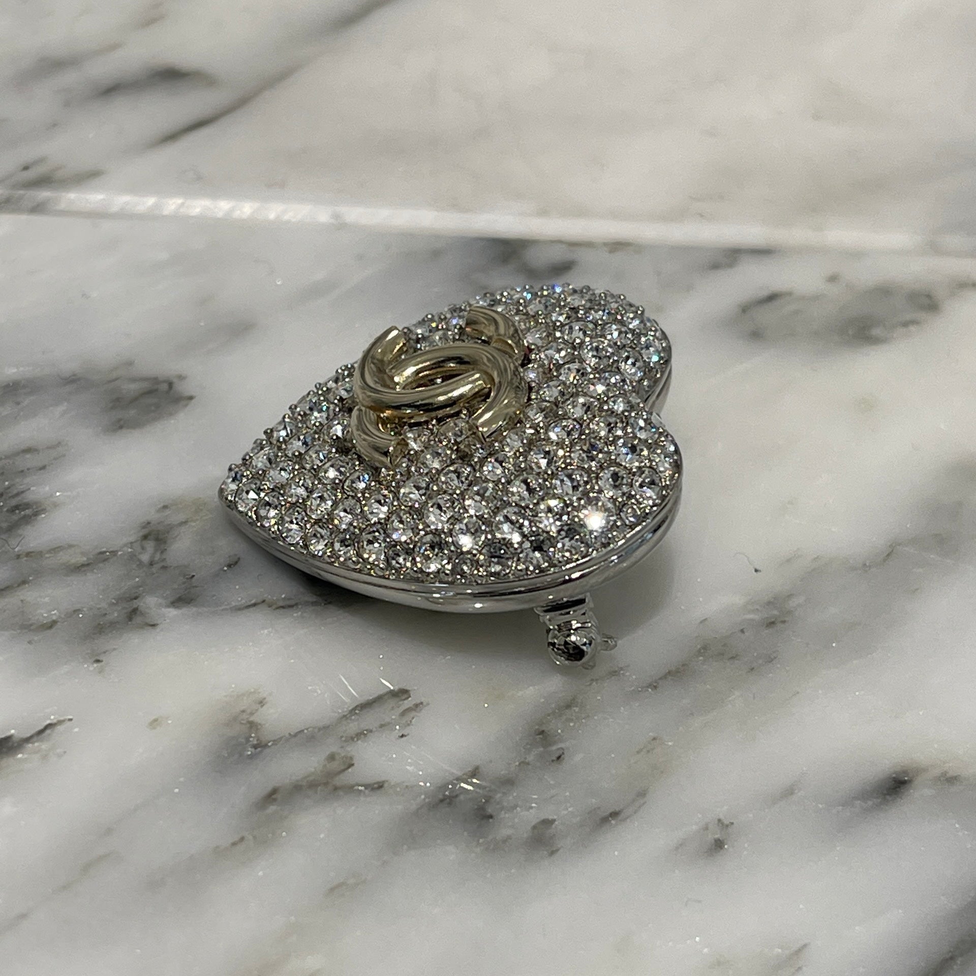 CHANEL 2020SS Coco Mark Heart Motif Pin Brooch シャネル ココマーク ハートモチーフ ピンブローチ