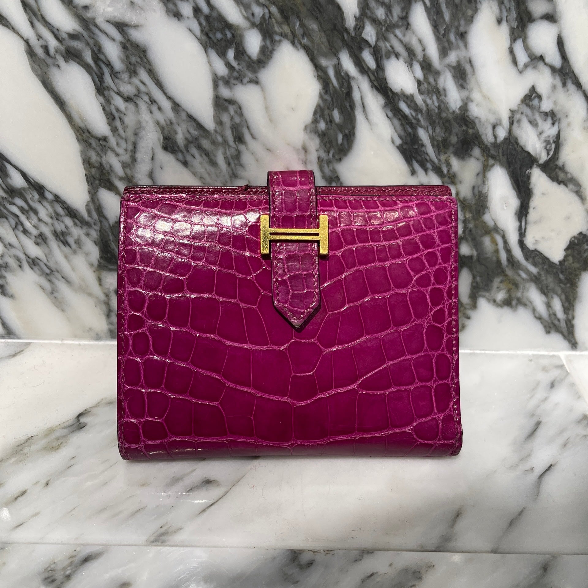 HERMES Bearn Compact Wallet Alligator "Rose Scheherazade" D刻印 エルメス ベアンコンパクト アリゲーター ”ローズシェヘラザード"