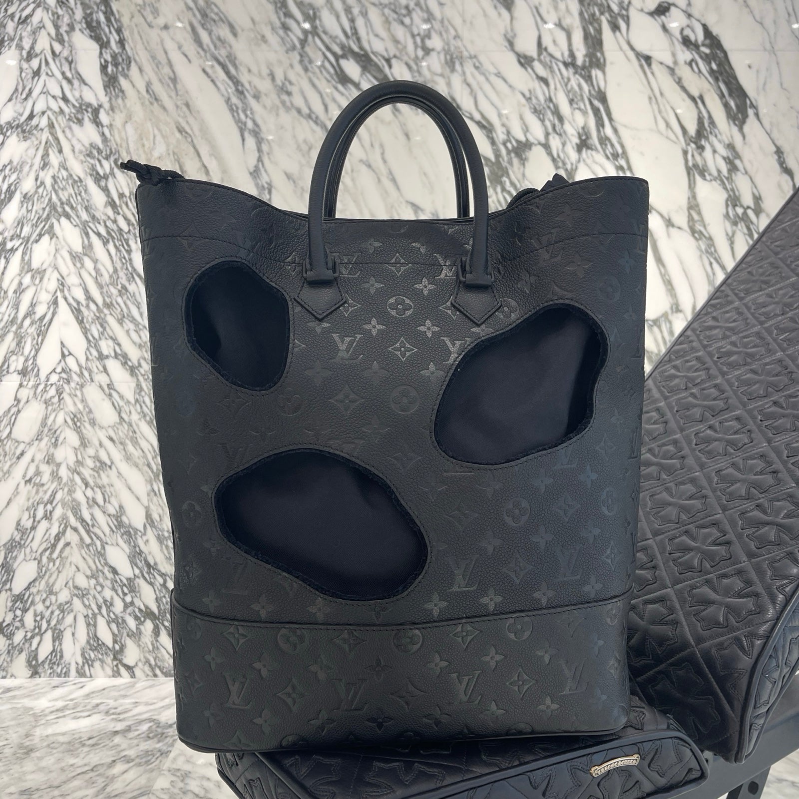 LOUIS VUITTON × COMME des GARCONS 2021AW With Holes MM Tote Bag M58661 ルイヴィトン × コムデギャルソンズ ウィズ ホールズMM トートバッグ