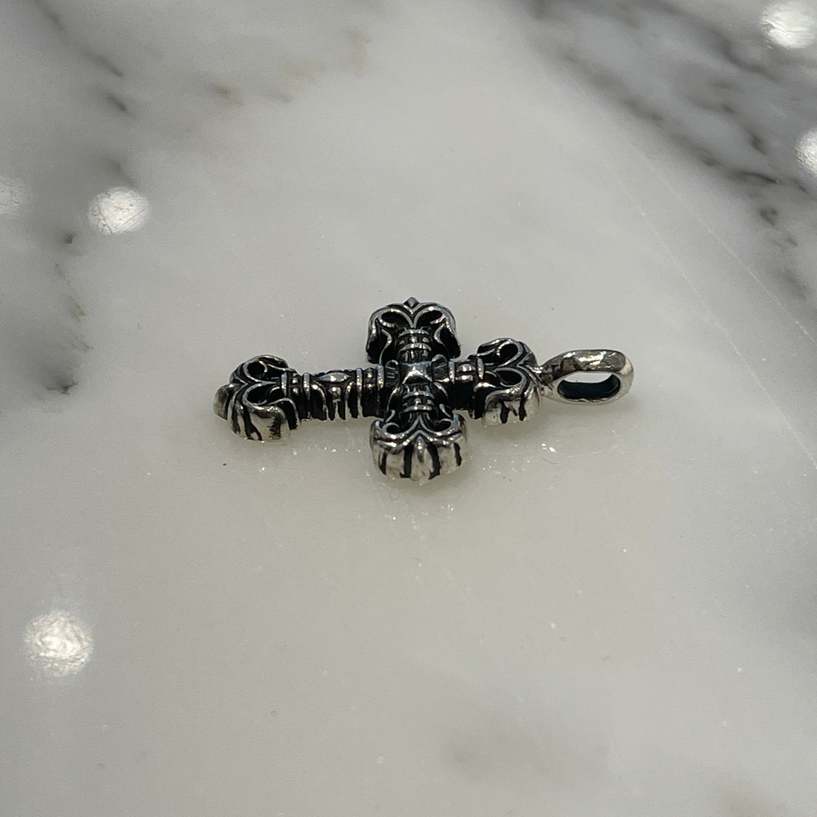 CHROME HEARTS Filigree Cross Shilver Pendent Top クロムハーツ