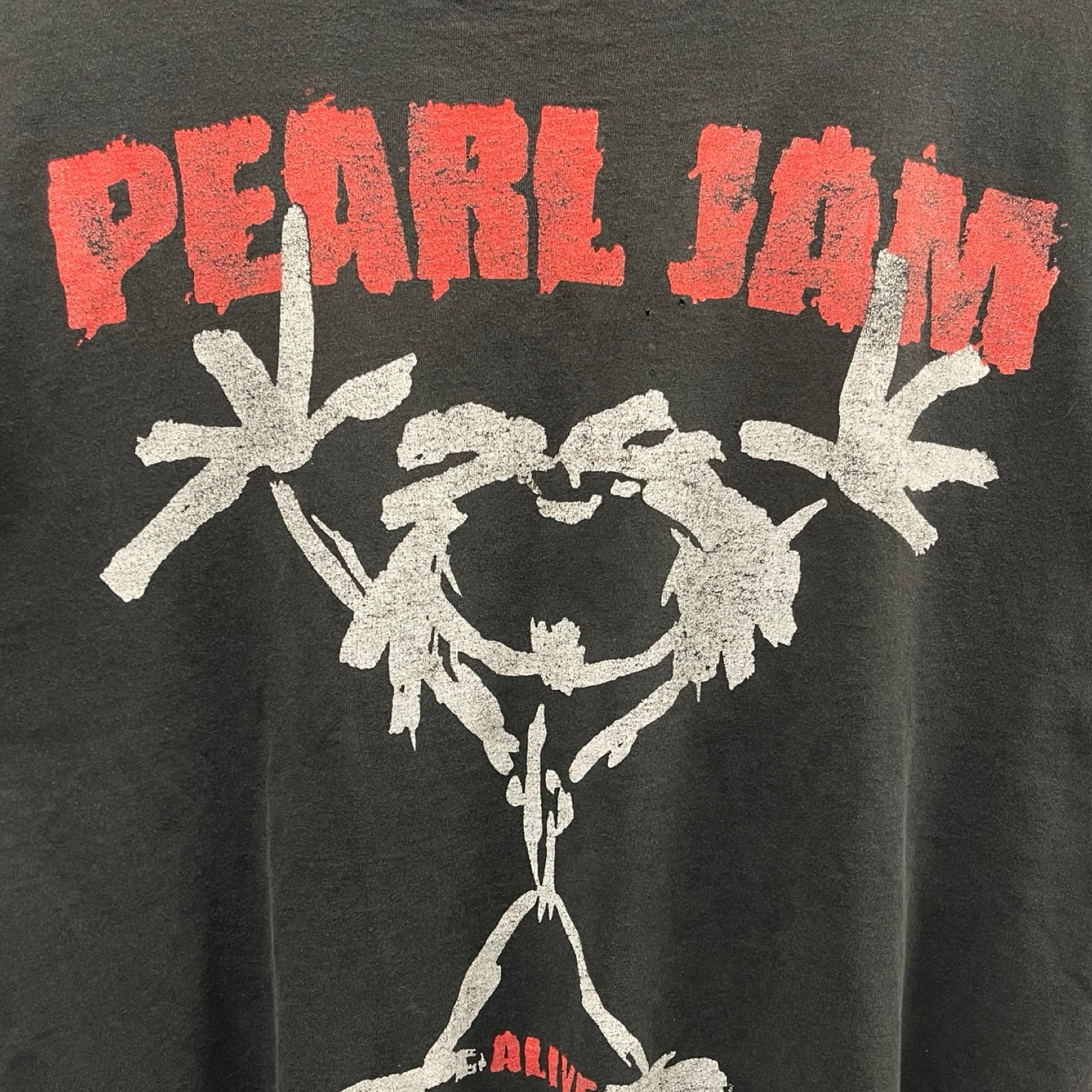 Vintage 90's Pearl Jam "ALIVE" S/S Tee Size L