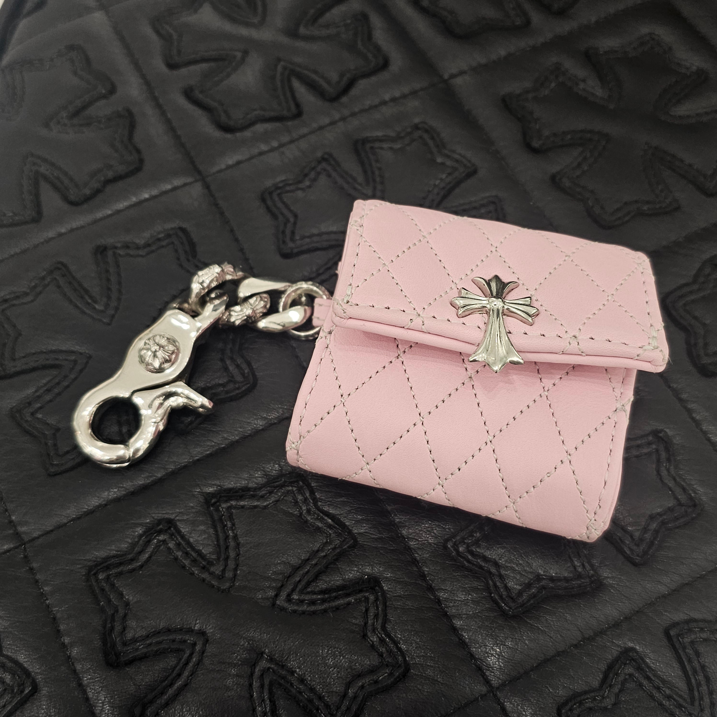 CHROME HEARTS Silver Cross AirPods Case