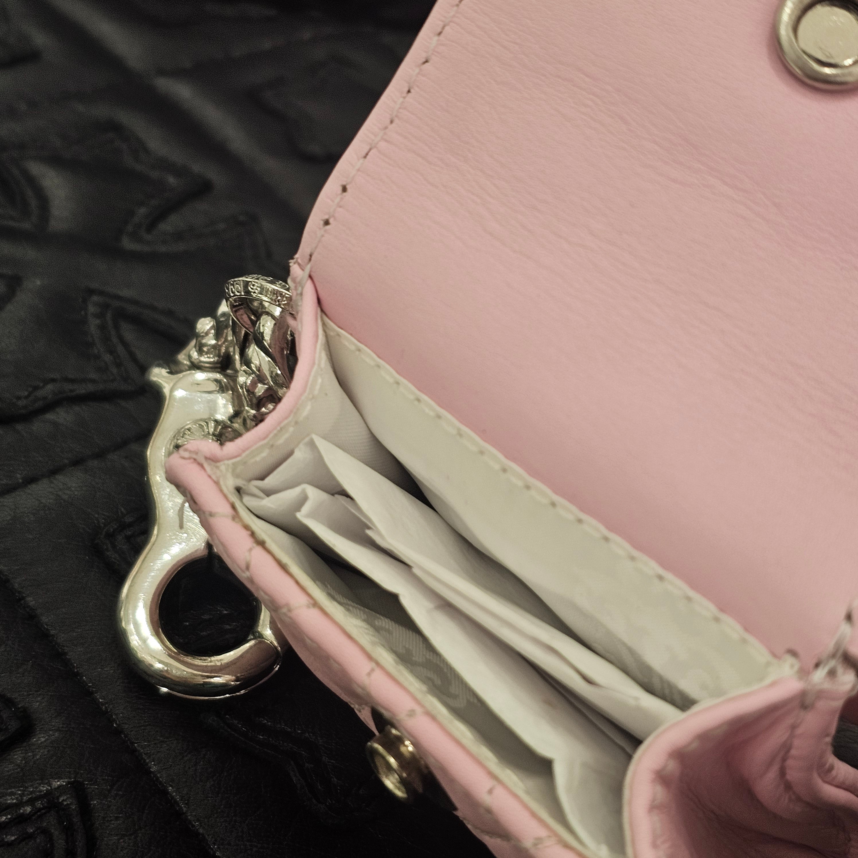 CHROME HEARTS Silver Cross AirPods Case