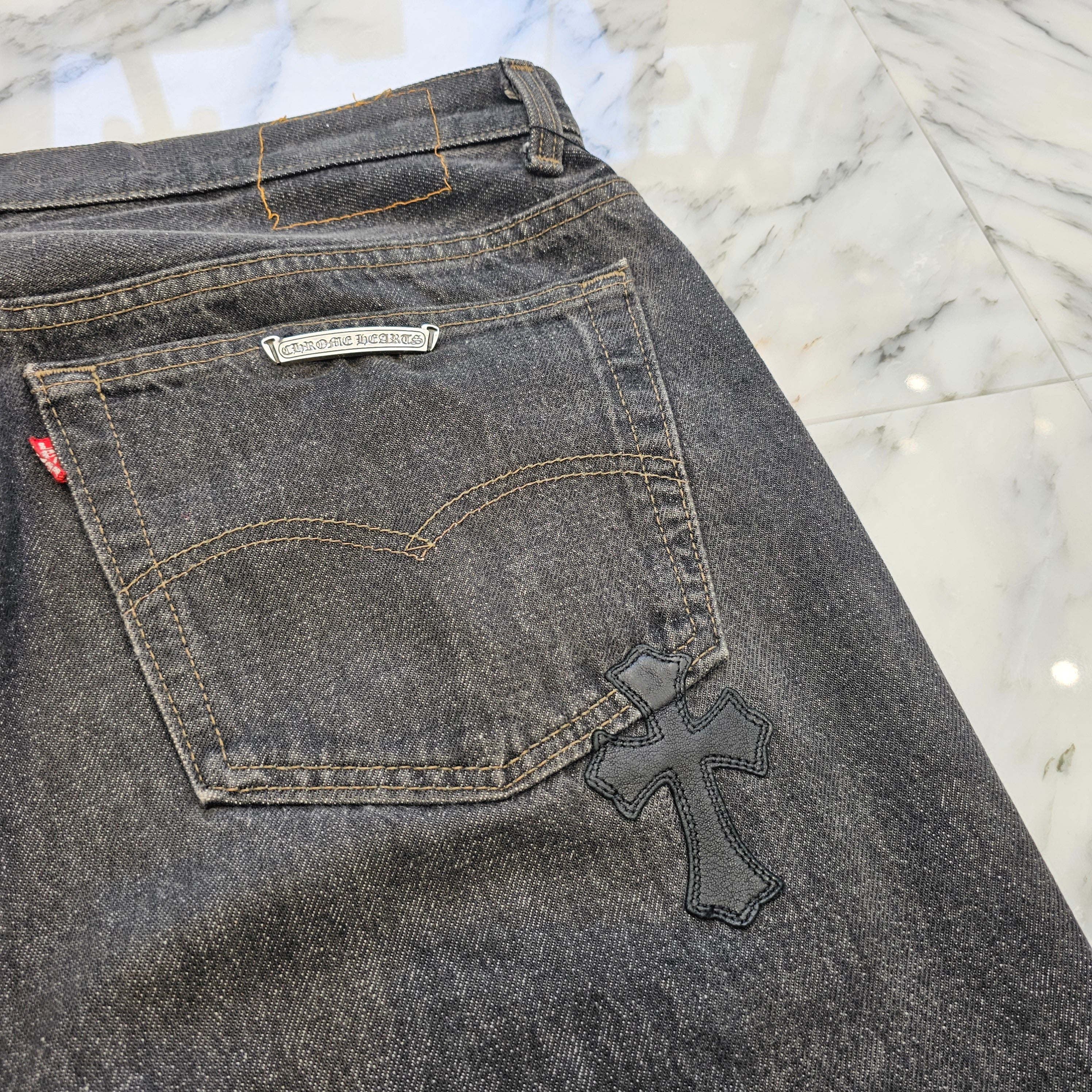 CHROME HEARTS × Levi's Body VNTG Cross Leather Patch Denim Pants