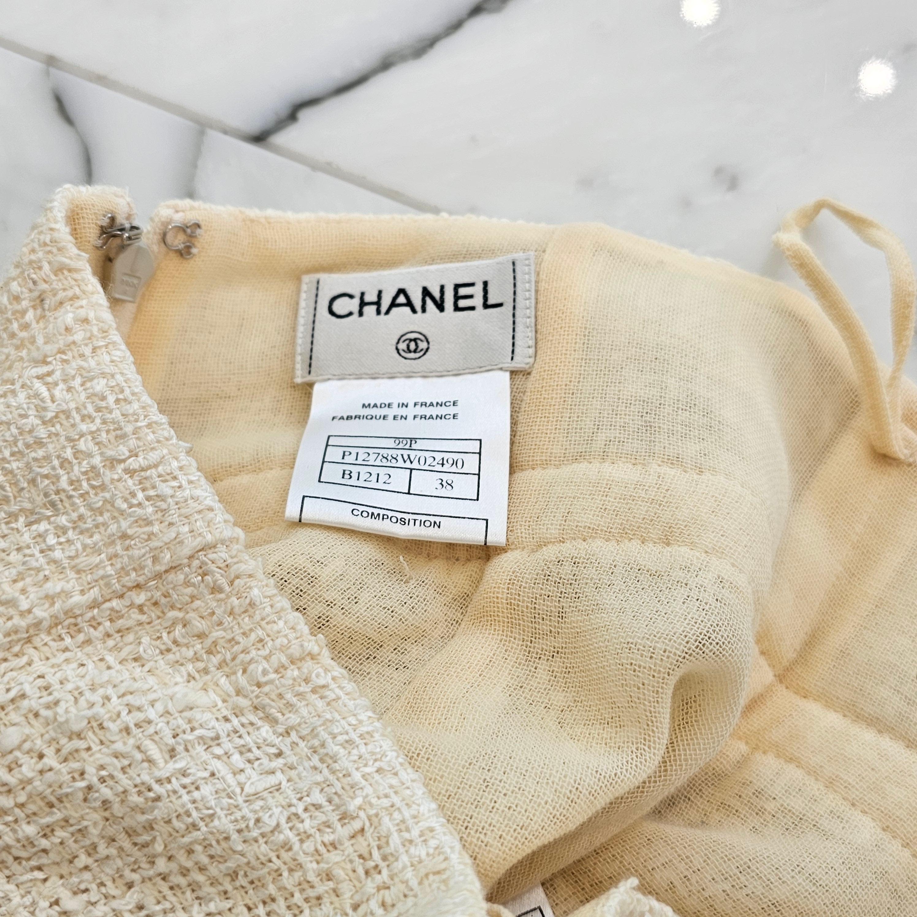 CHANEL 99P Coco Mark Button Cotton Tweed Set Up P12788W02490/P12788W02490 Size 38 シャネル 99P ココマークボタン コットン ツイード セットアップ サイズ38