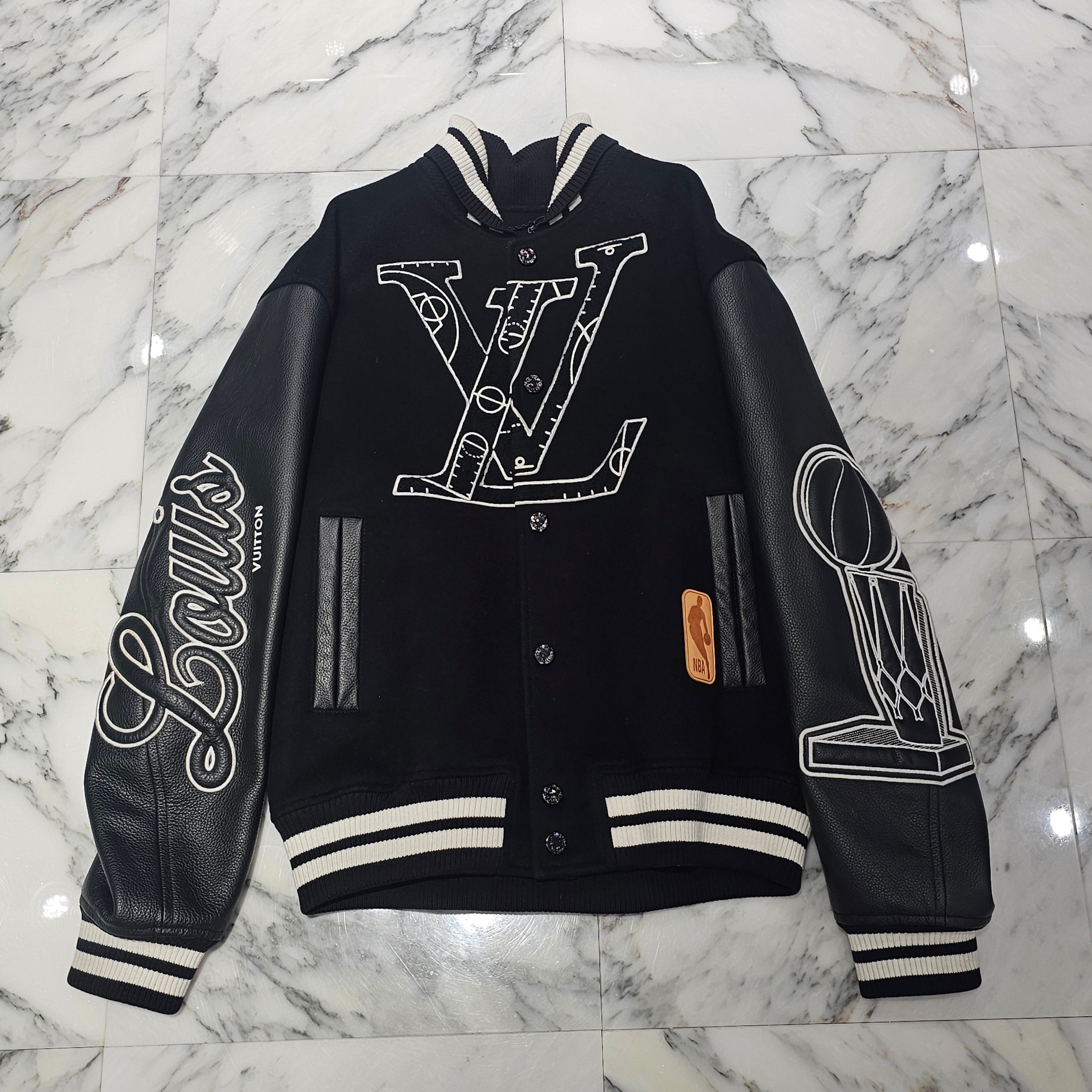 LOUIS VUITTON × NBA 2021AW Leather Stadium Jacket Size 52 ルイヴィトン × NBA レザー スタジアム ジャケット サイズ52