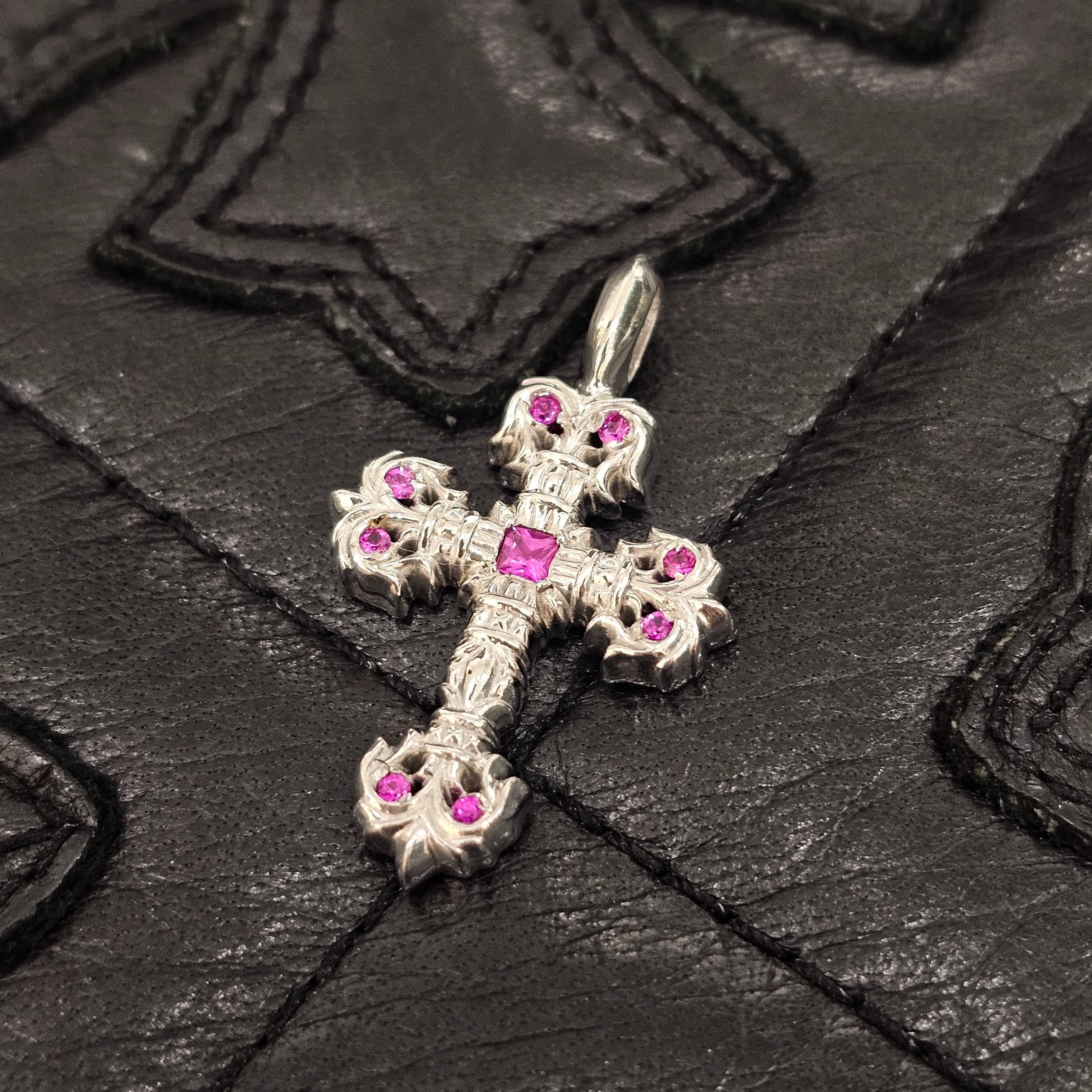CHROME HEARTS 18K WG Tiny Filigree Cross Pink Sapphire Pendent Top クロムハーツ 18K ホワイトゴールド タイニーフィリグリークロス ピンクサファイア ペンダントトップ