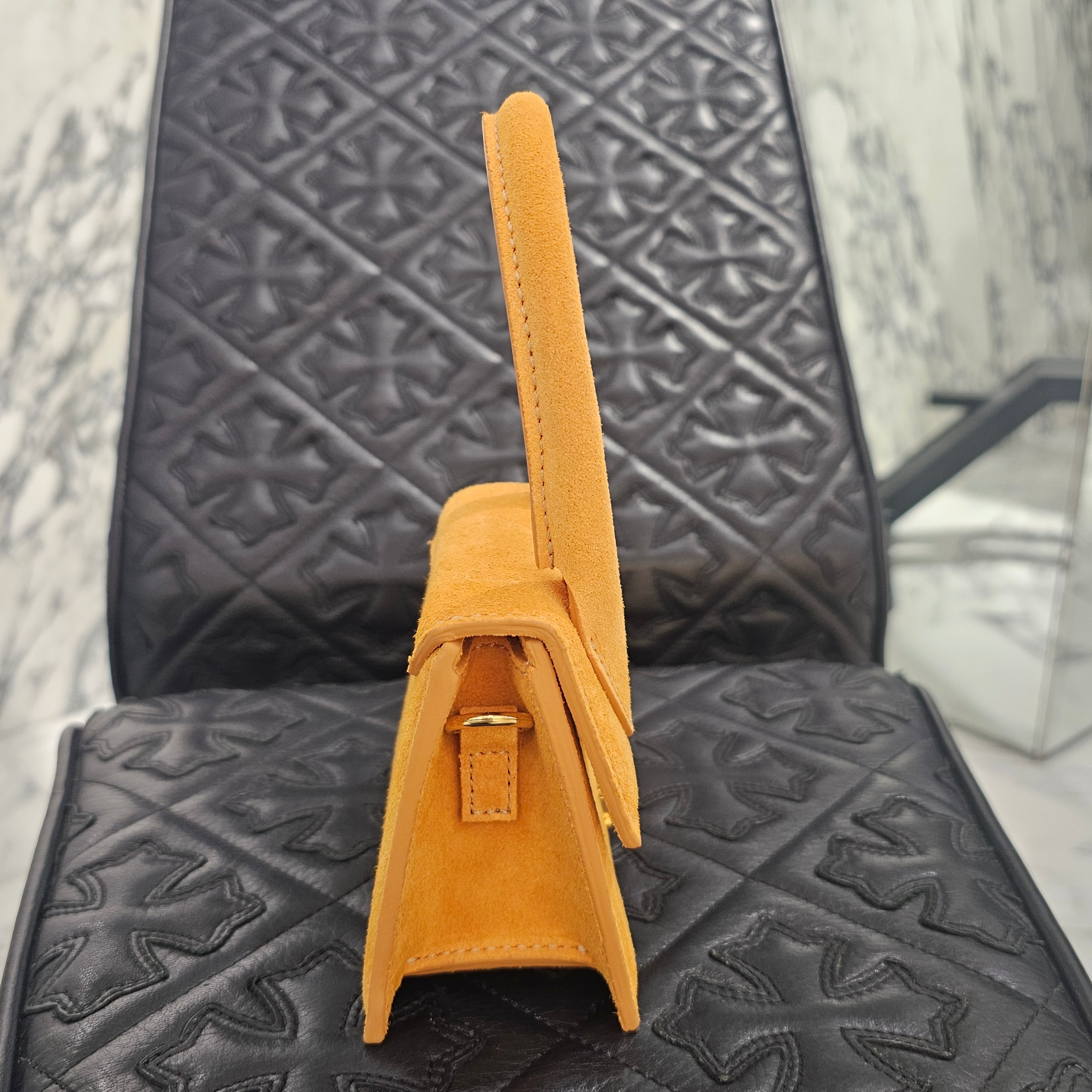 JACQUEMUS Le Chiquito Moyen Top Handle Bag 216BA001-3007 180 Size MINI ジャックムス ル・チキート モワイヤン トップ ハンドルバッグ サイズミニ