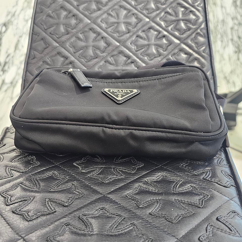 PRADA Triangle Logo Plate Re-Nylon Shoulder Body Bag プラダ トライアングル ロゴプレート リナイロン ショルダー ボディーバッグ