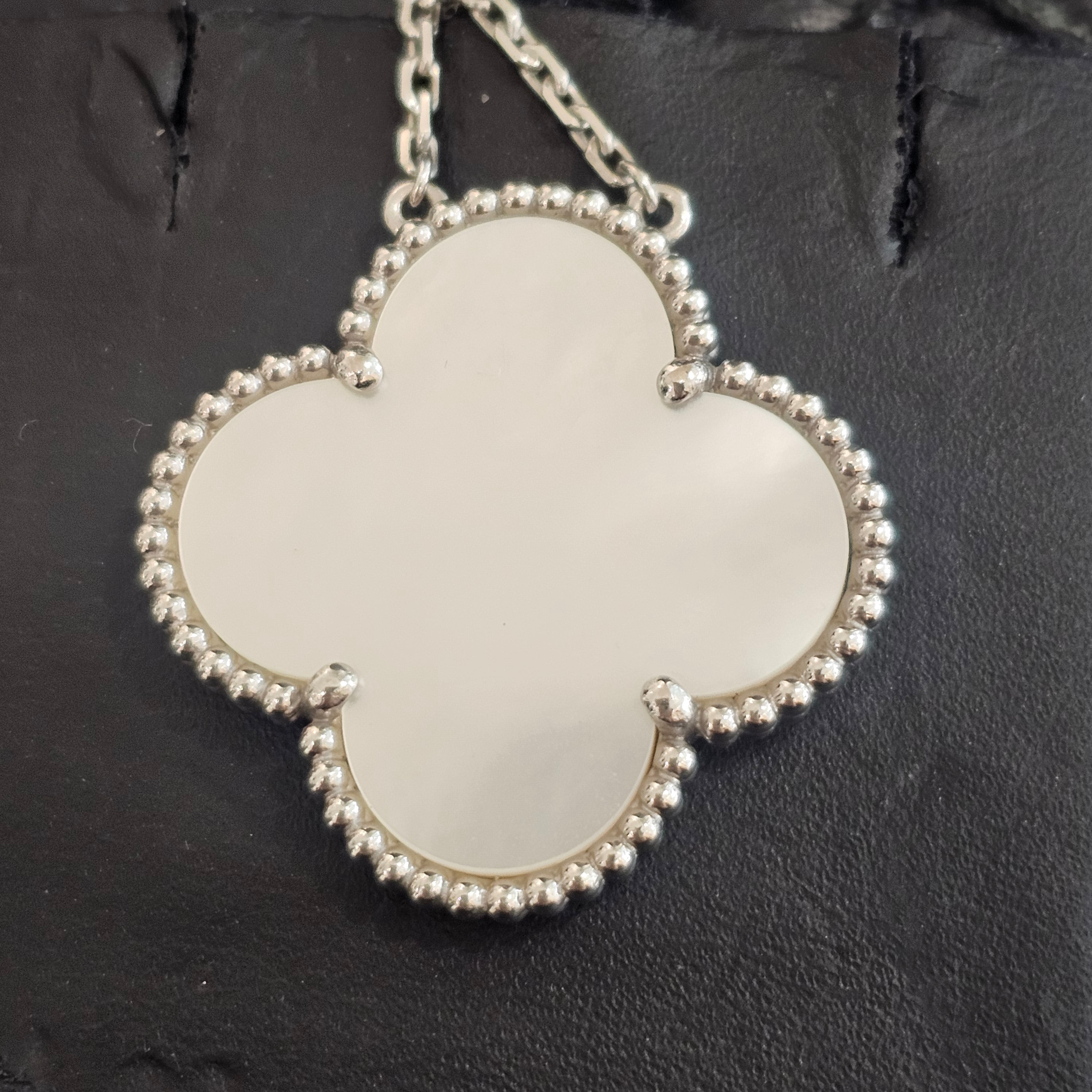 Van Cleef & Arpels Magic Alhambra Pendant Neckless ヴァンクリーフ＆アーペル マジック アルハンブラ ペンダント ネックレス