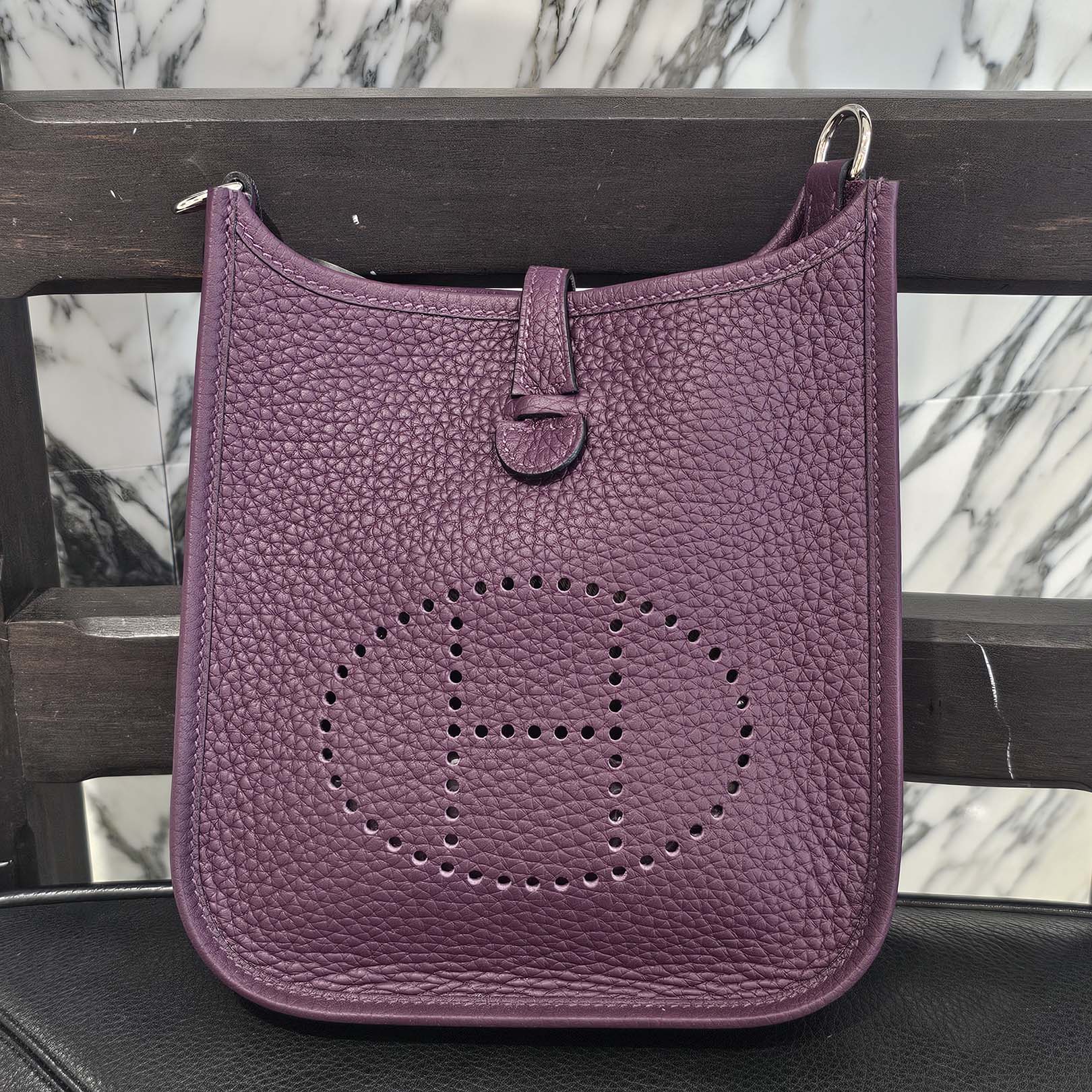 HERMES Evelyn Amazon TPM "Anemone" W刻印 エルメス エブリン アマゾン TPM "アネモネ" レザーショルダーバッグ W刻印