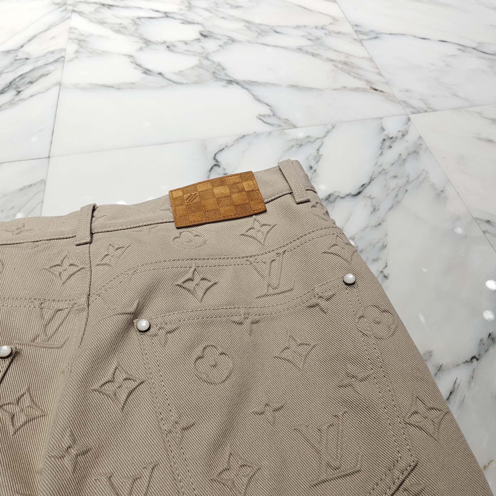 LOUIS VUITTON 2025SS Monogram Embroidery Skate Pants 1AHBM8 Size 31 ルイヴィトン モノグラム エンブロイダリー スケートパンツ サイズ31