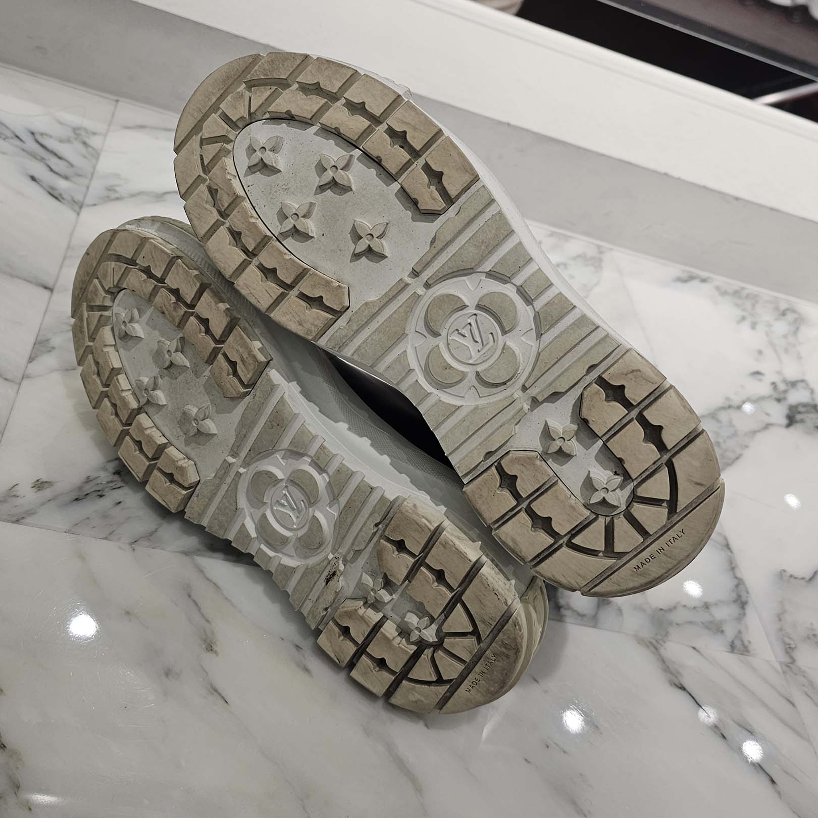 LOUIS VUITTON 2021AW LV Squad Line Leather High Cut Sneakers Size 36(23cm～23.5cm) ルイヴィトン LVスクアッド ラインレザー ハイカット スニーカー サイズ36（23cm～23.5cm）