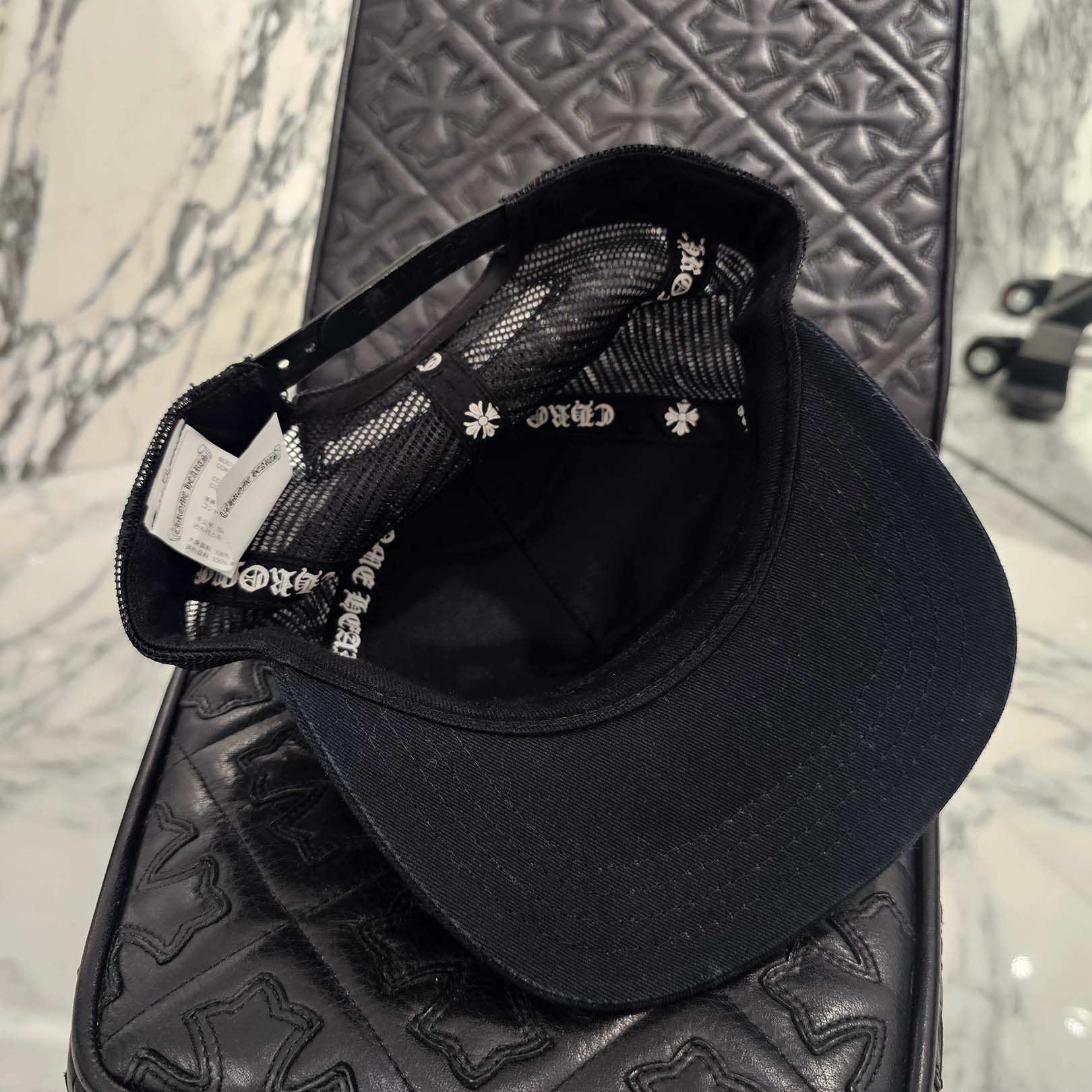 CHROME HEARTS Made In Hollywood Fuck You Vertical Logo Trucker Cap Size ONE SIZE（53-60）クロムハーツ メイドインハリウッド ファックユー ヴァーティカルロゴ トラッカーキャップ サイズONE SIZE（53-60）