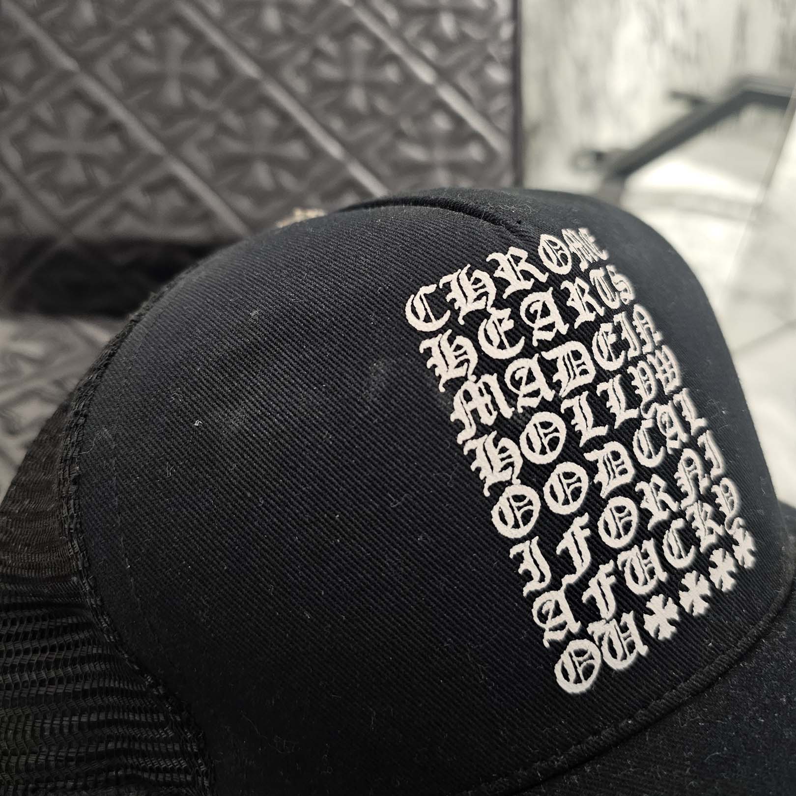 CHROME HEARTS Made In Hollywood Fuck You Vertical Logo Trucker Cap Size ONE SIZE（53-60）クロムハーツ メイドインハリウッド ファックユー ヴァーティカルロゴ トラッカーキャップ サイズONE SIZE（53-60）