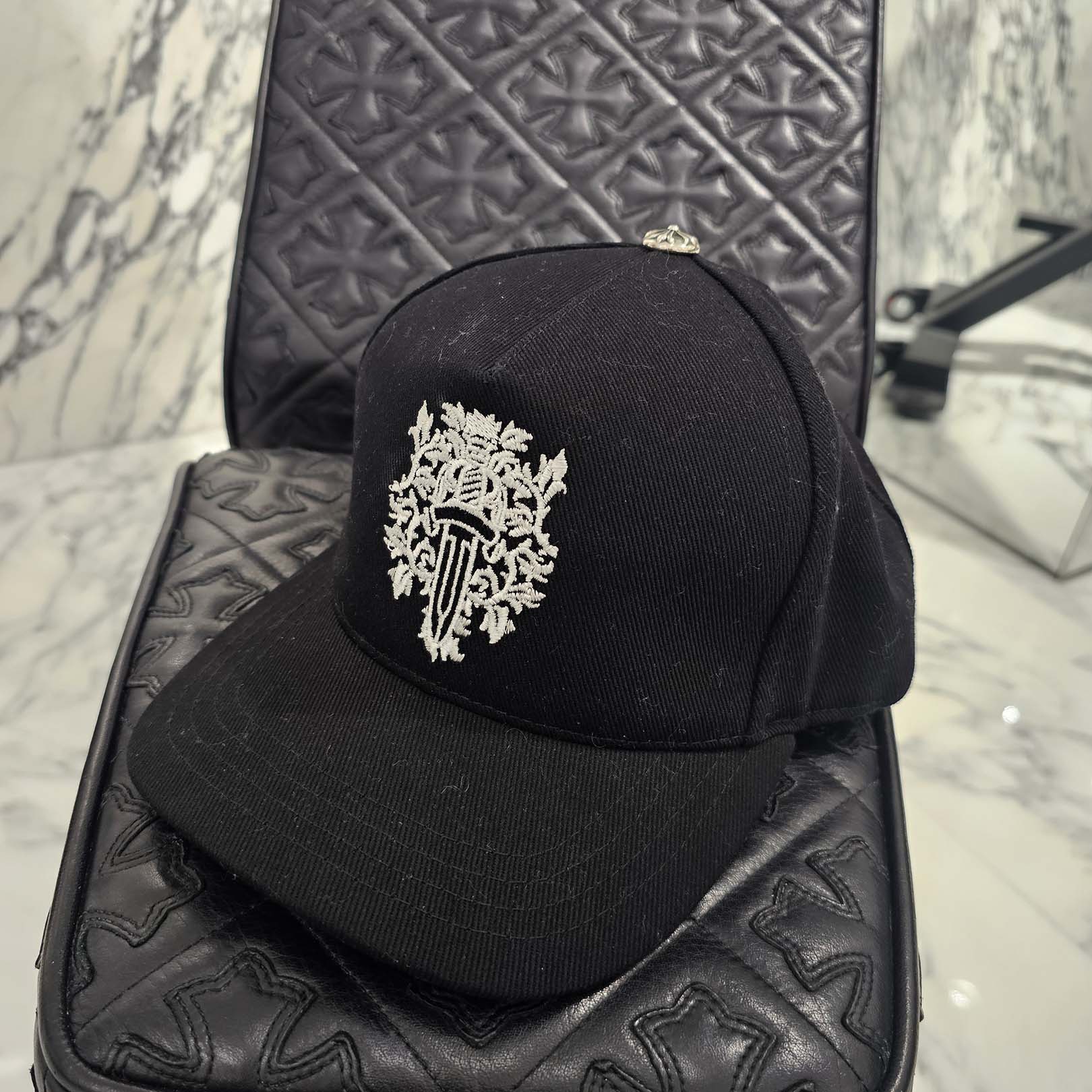 CHROME HEARTS Dagger Denim Baseball Cap Size ONE SIZE (53-60) クロムハーツ ダガーデニム ベースボースキャップ サイズONE SIZE (53-60)