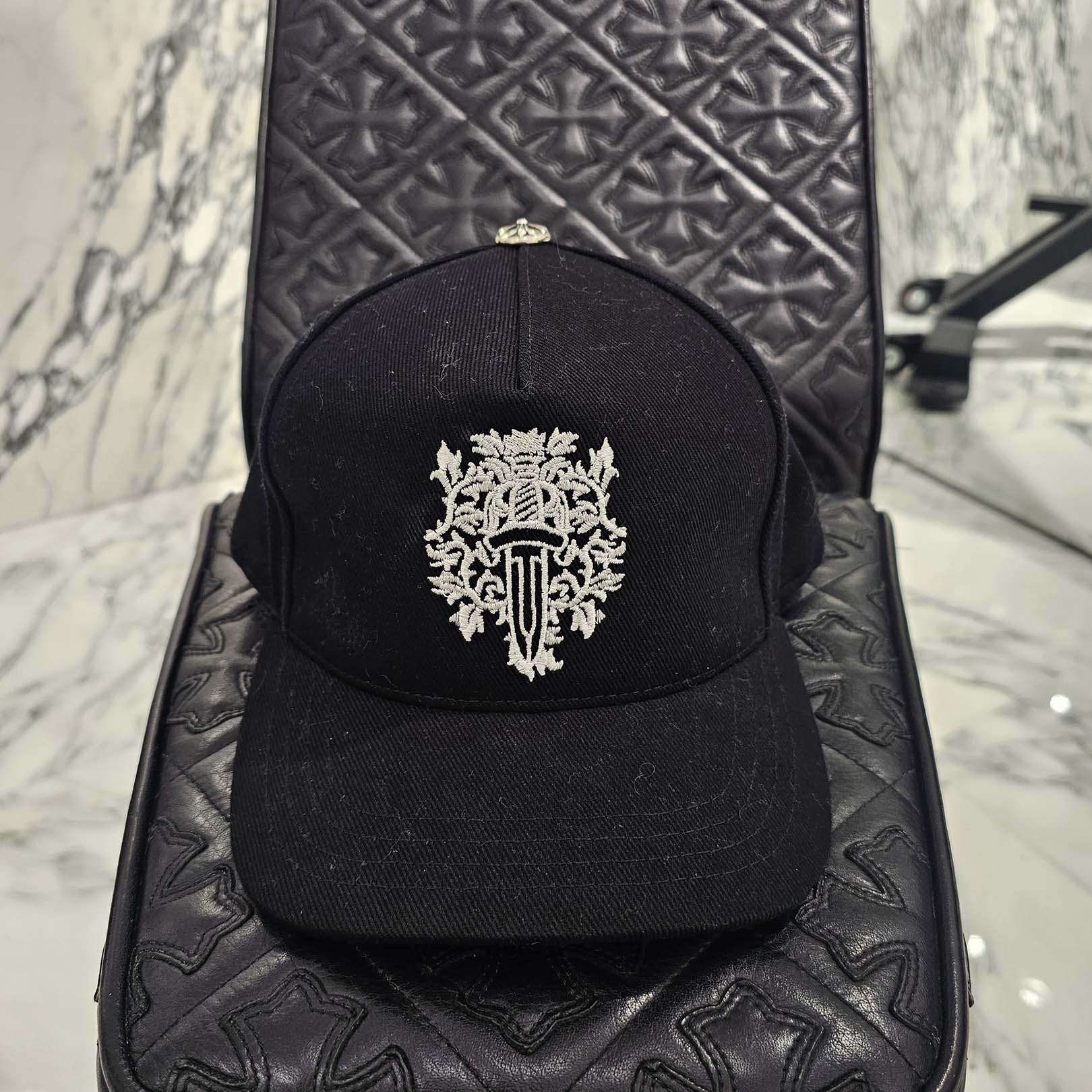 CHROME HEARTS Dagger Denim Baseball Cap Size ONE SIZE (53-60) クロムハーツ ダガーデニム ベースボースキャップ サイズONE SIZE (53-60)