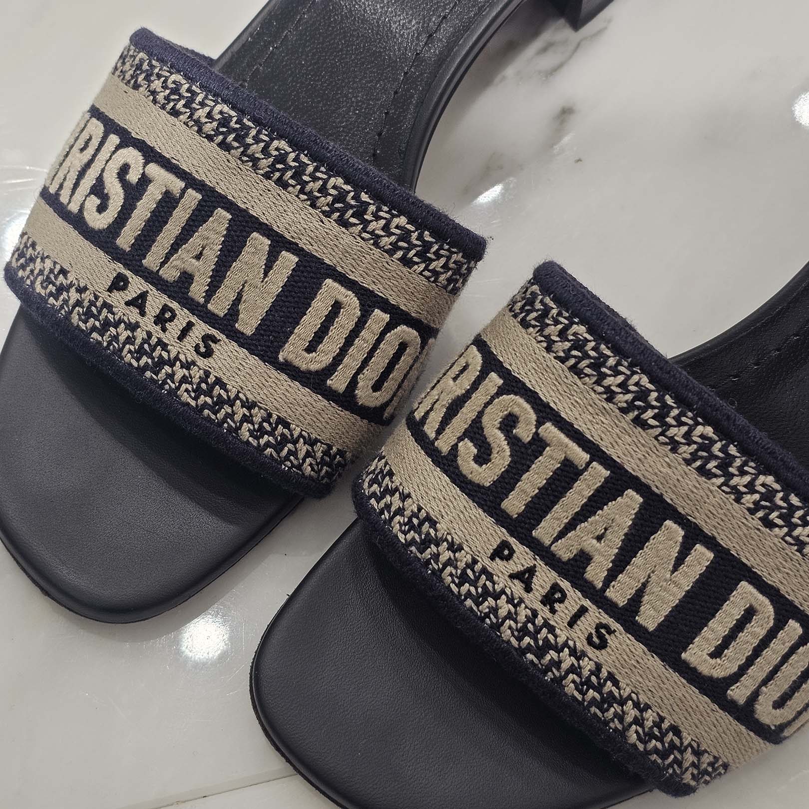 DIOR Christian Dior Heels Slide Embroidery Cotton Mules KCQ915ERC_S56B Size 35(22.5cm) ディオール クリスチャンディオール ヒールスライド エンブロイダリー コットン ミュール サイズ35（22.5cm)