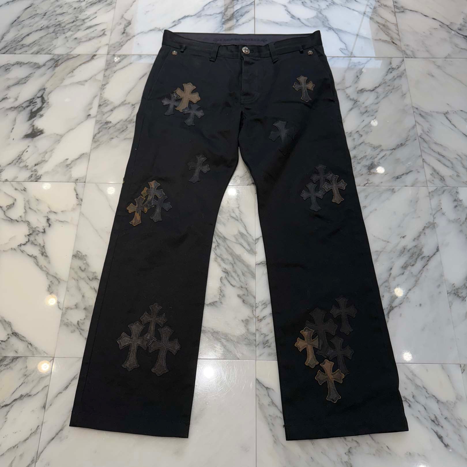 CHROME HEARTS Cemetery Cross Camo Leather Patch Cotton Chino Pants Size 33 クロムハーツ セメタリー クロス カモレザー パッチ コットン チノパンツ ブラック サイズ33