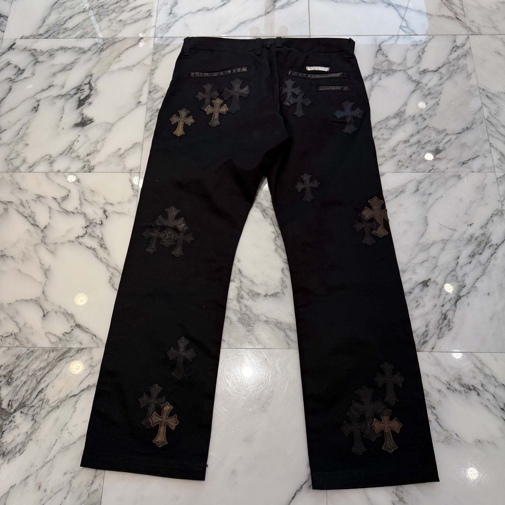 CHROME HEARTS Cemetery Cross Camo Leather Patch Cotton Chino Pants Size 33 クロムハーツ セメタリー クロス カモレザー パッチ コットン チノパンツ ブラック サイズ33