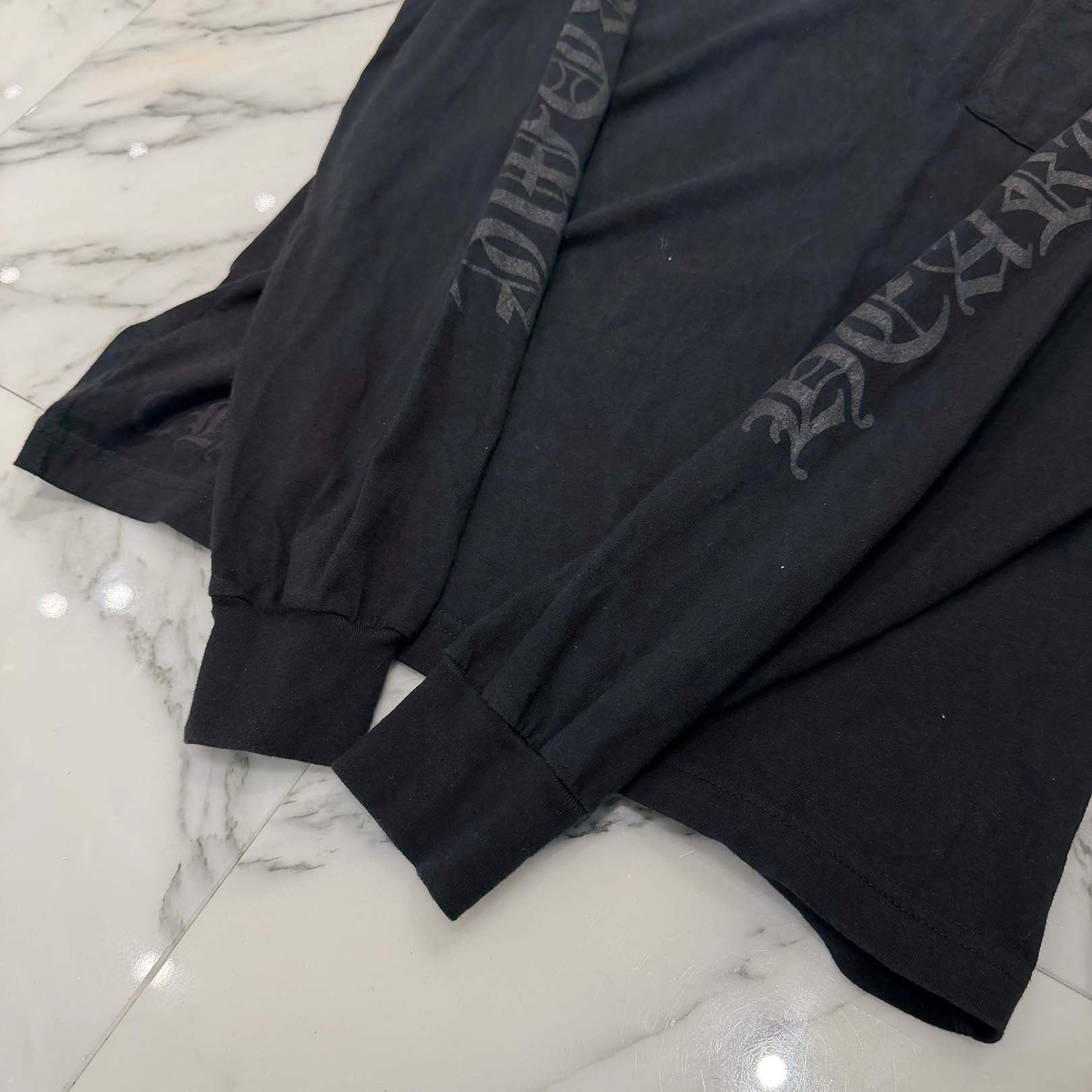 CHROME HEARTS Old English Neck Logo Dark Grey Long Sleeve Tee Size M クロムハーツ オールドイングリッシュ ネックロゴ ダークグレイ ロングスリーブTシャツ サイズM