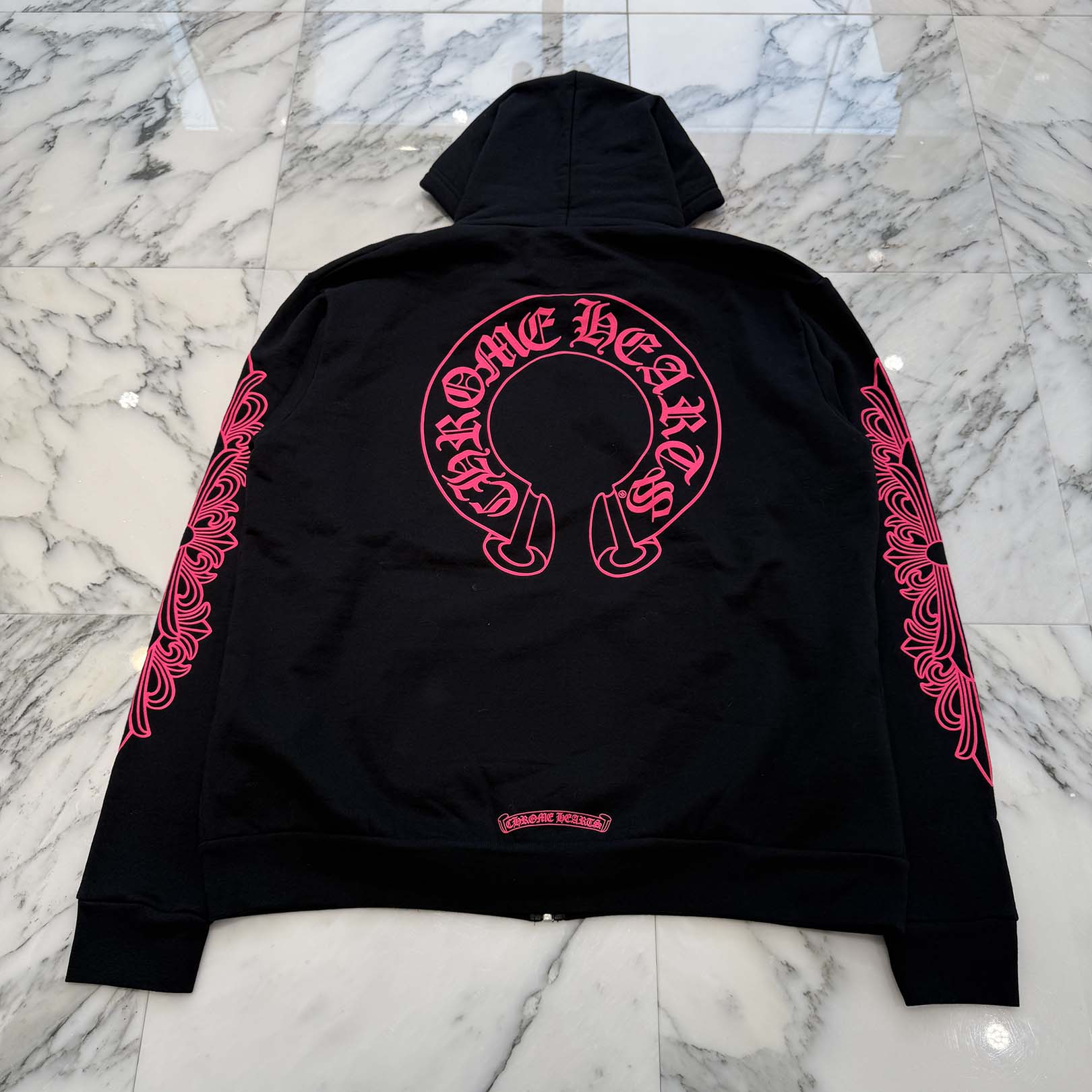 お正月セールCHROME HEARTS 2025YNOTシリーズ　クロムハーツ CHROME HEARTS 2025AW Floral Cross Horseshoe Zip Up Hoodie Size M