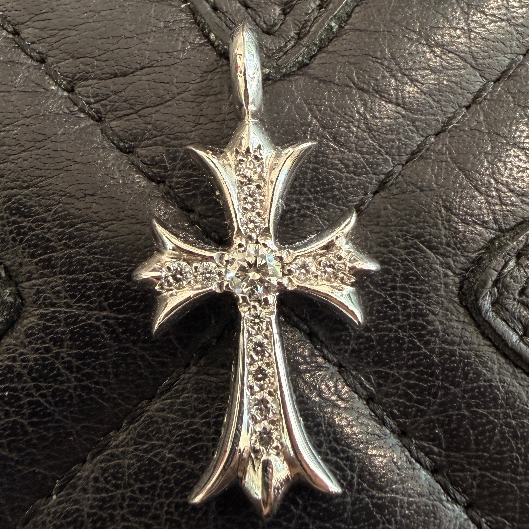 CHROME HEARTS 18K WG Tiny Fat Cross Pave Diamond Pendant Top 18K ホワイトゴールド クロムハーツ タイニーファットクロス パヴェダイアモンド ペンダントトップ