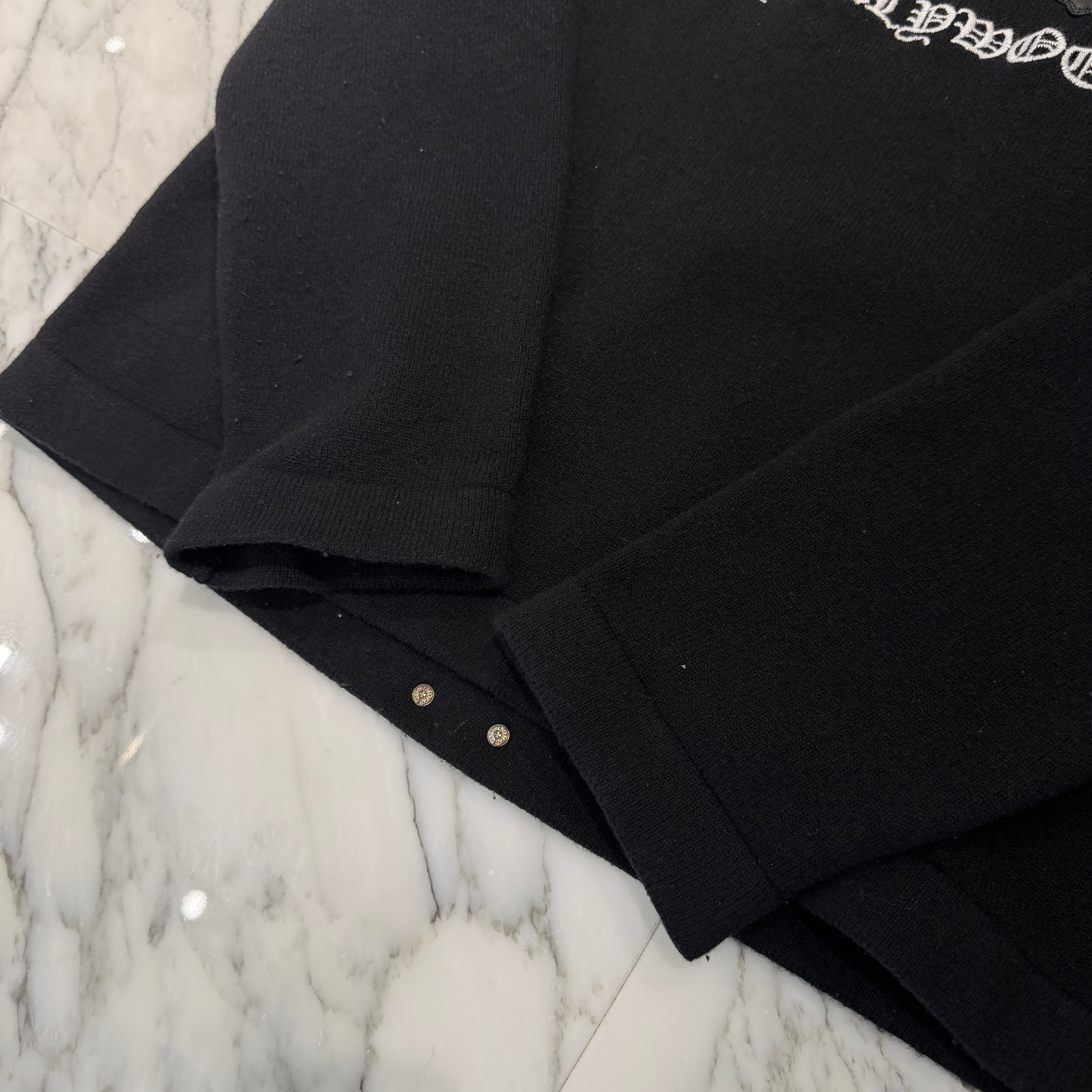CHROME HEARTS Y NOT King Taco 3 Cemetery Cross Leather Patch Cashmere Knit Sweater Size L クロムハーツ ワイノット キングタコ 3セメタリークロス レザーパッチ カシミヤ ニットセーター サイズL