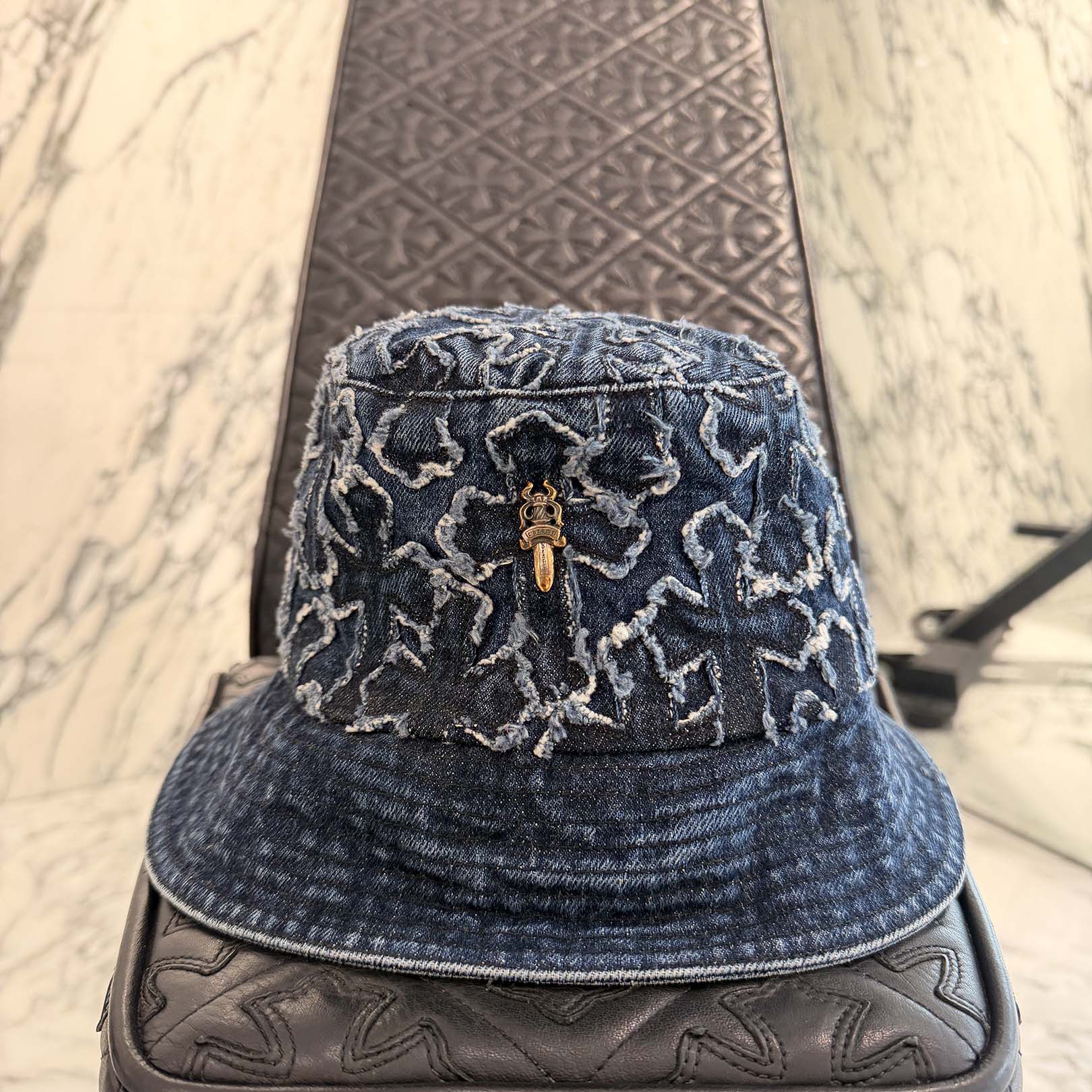 CHROME HEARTS Dagger Rivet Cemetery Cross Patch Denim Bucket Hat Size L(60.5cm) クロムハーツ ダガーリベット セメタリークロスパッチ デニム バケットハット サイズL(60.5cm)