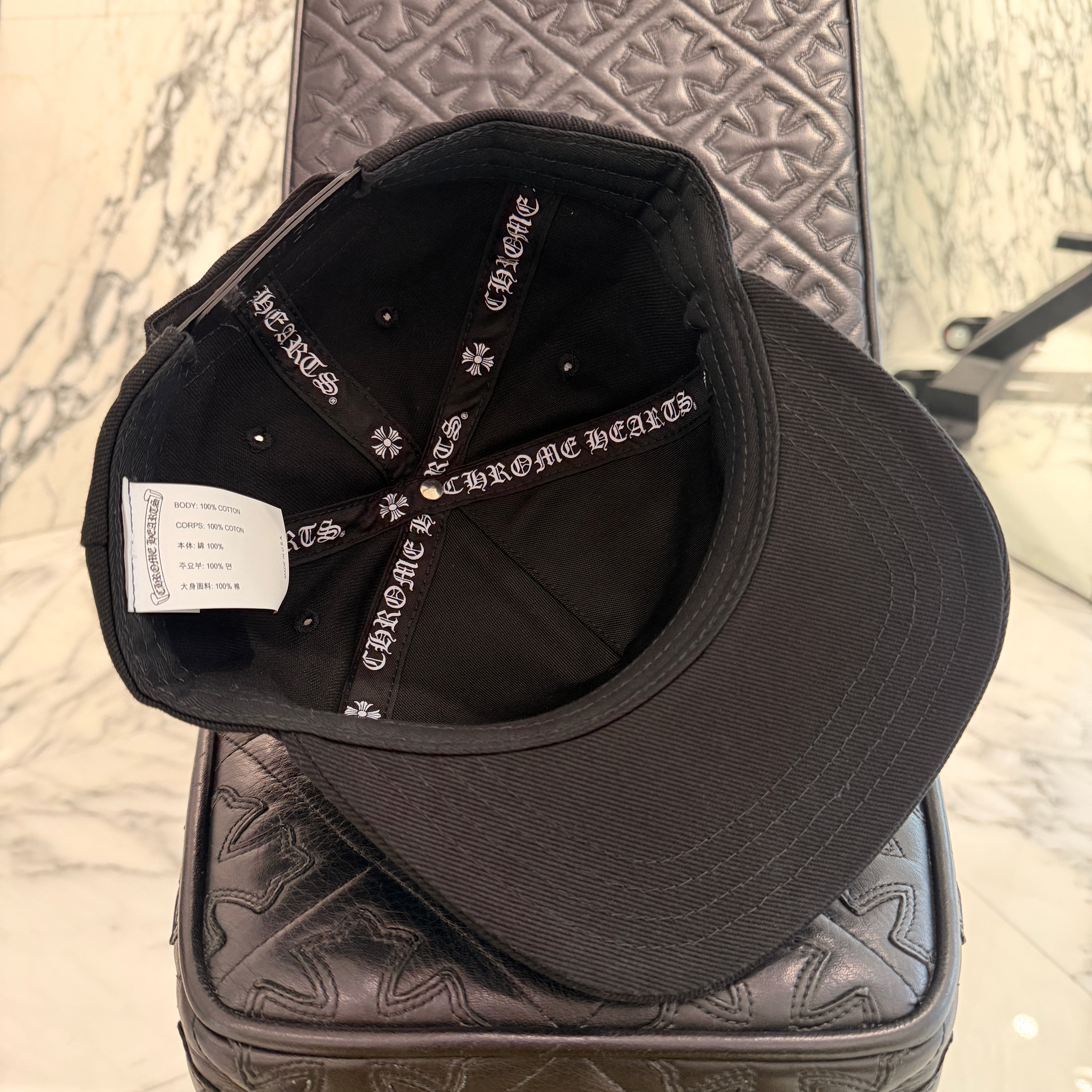 CHROME HEARTS Vertical Logo Trucker Cap Size ONE SIZE (51-61) クロムハーツ ヴァーティカルロゴ トラッカーキャップ サイズONE SIZE (51-61)